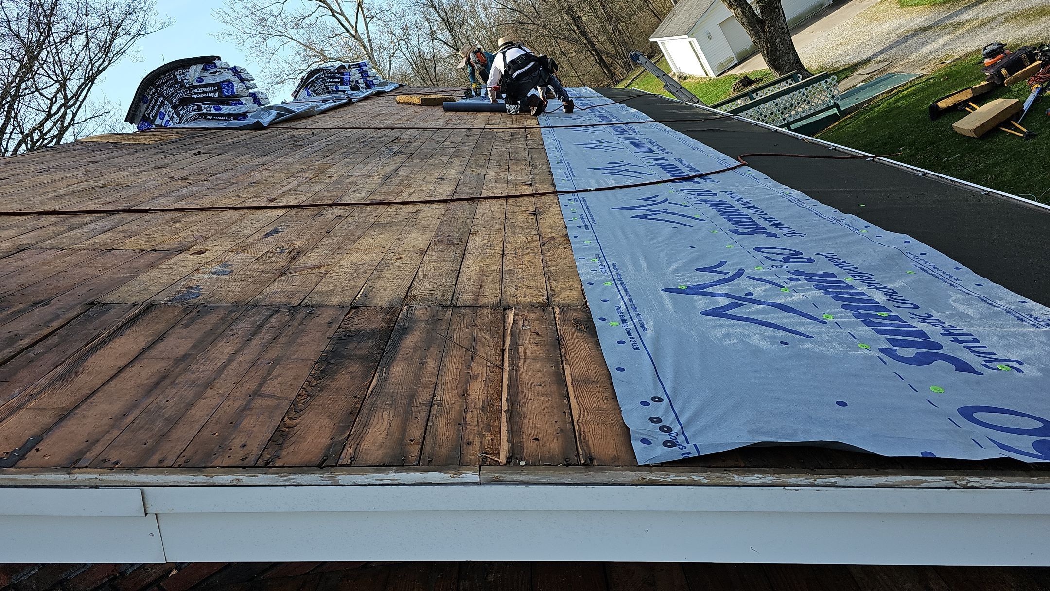 ATLAS PINNACLE COLOR: COASTAL GRANITE DRIP EDGE: BLACK by Eagle Eye Roofing