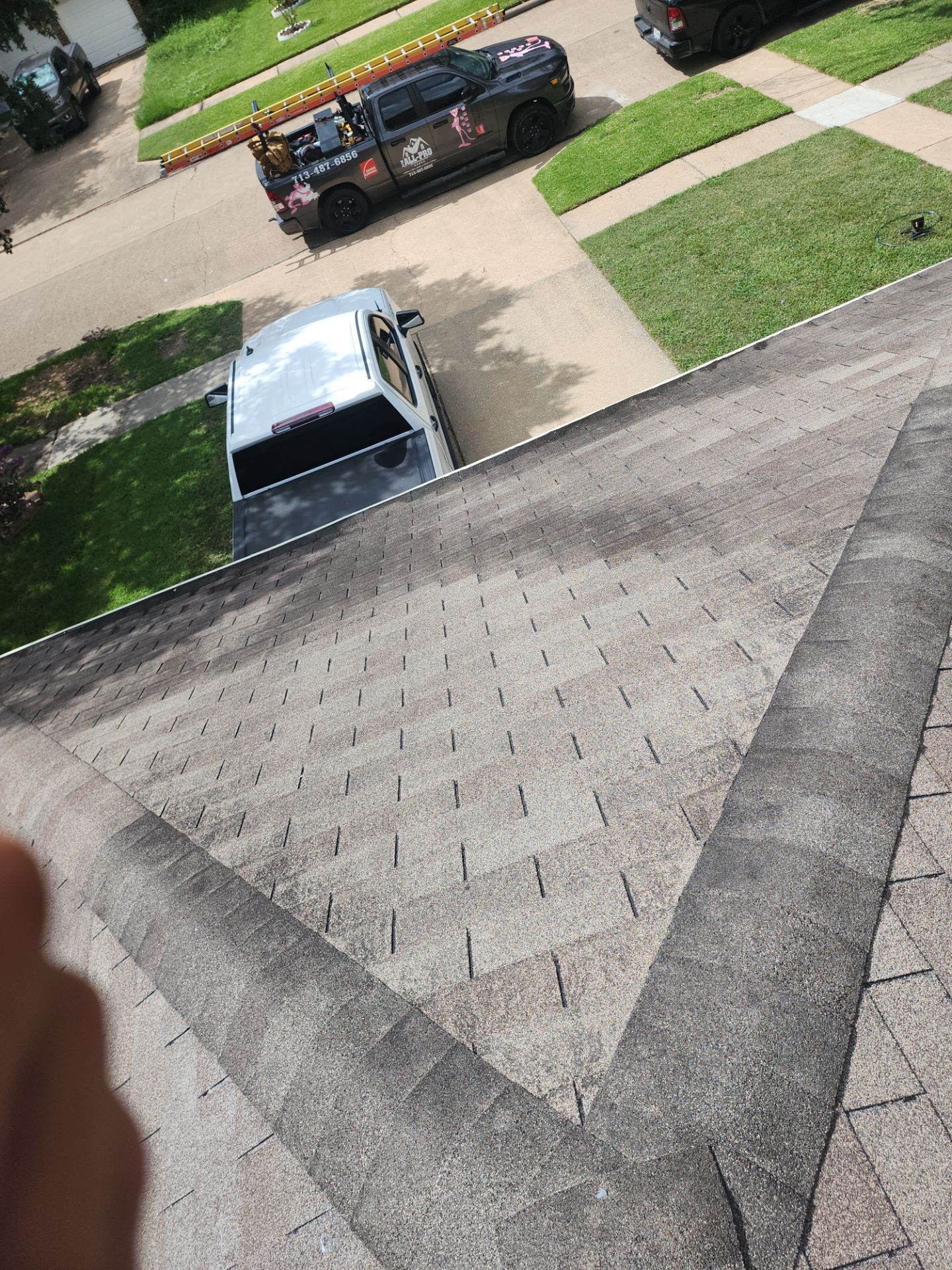 Residential Roofing Installation using Owen's Corning Duration (Lifetime) Shingles by Roof Repair Company