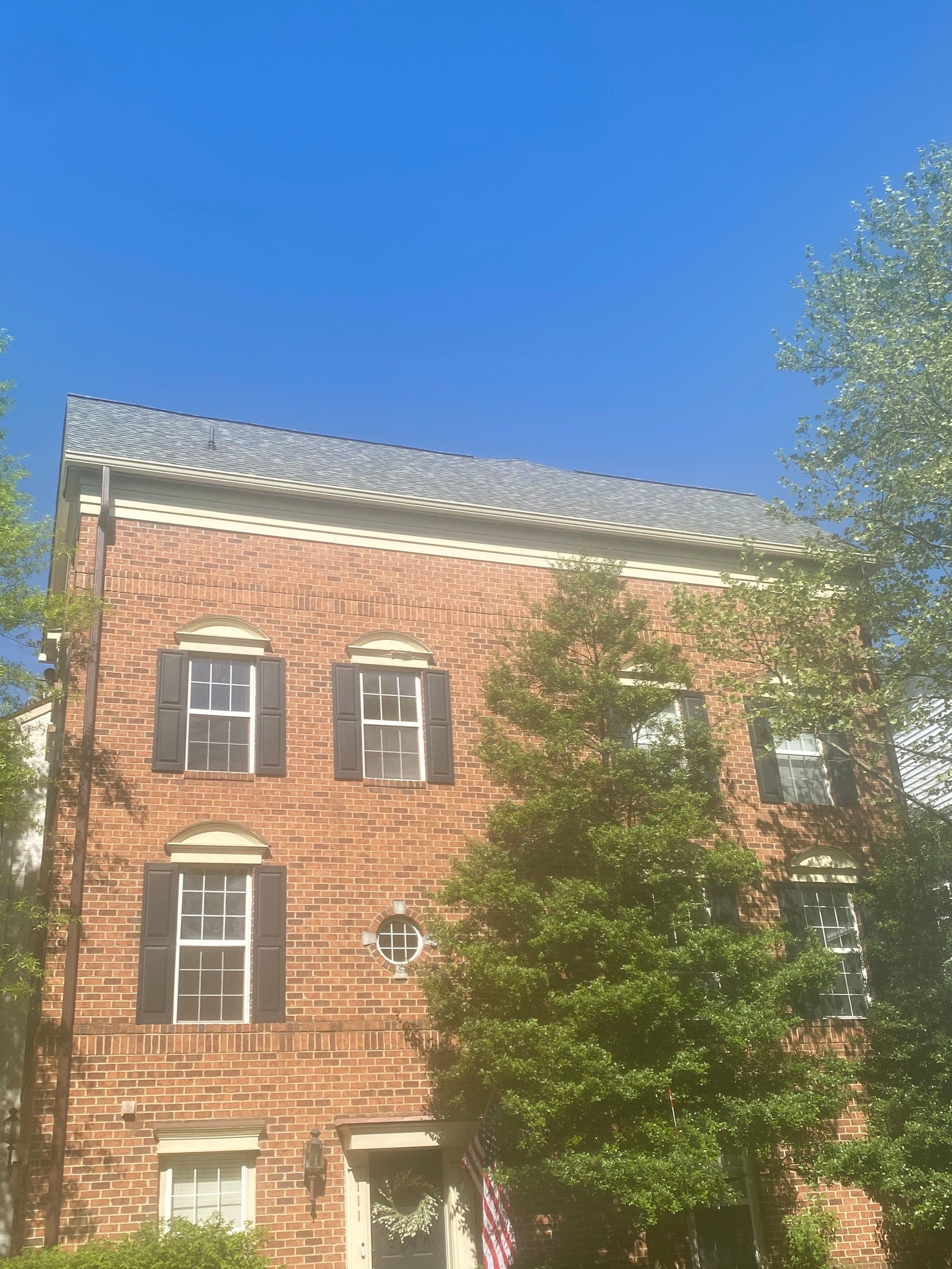 Alexandria: CertainTeed Landmark Pro Designer Shingles in Max Def Georgetown Gray by RM Banning, Inc.