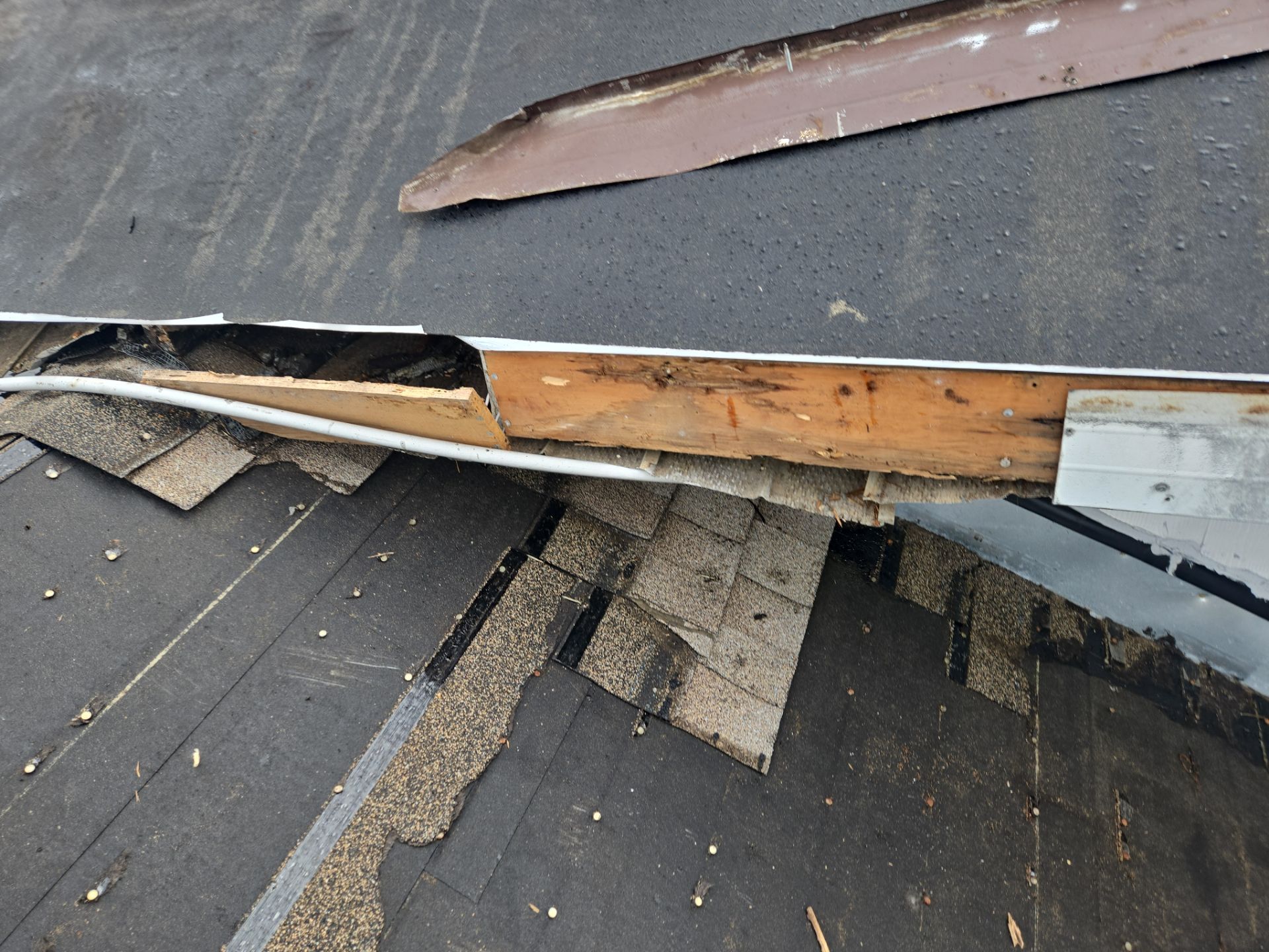 Project in St. Petersburg 33702 by Mitchell Roofing Company LLC