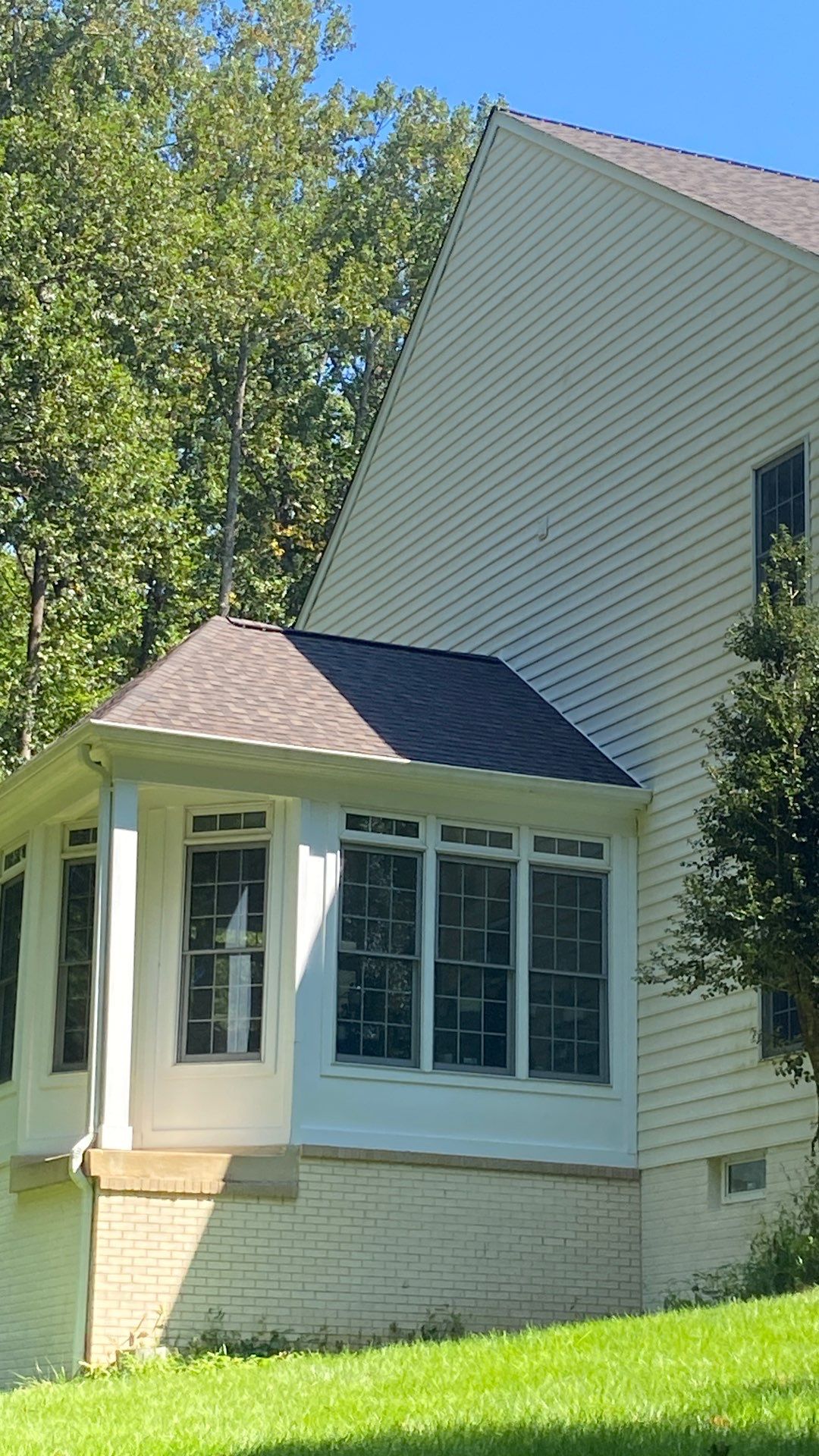 Fairfax station: Residential Roof with CertainTeed Landmark Pro in Max Def Shenandoah  by RM Banning, Inc.