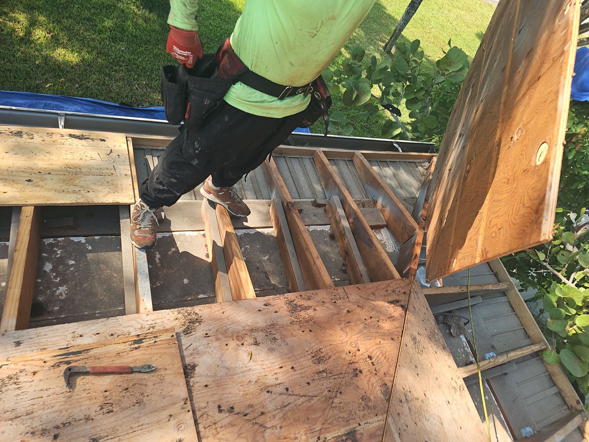 Project in St. Petersburg 33702 by Mitchell Roofing Company LLC