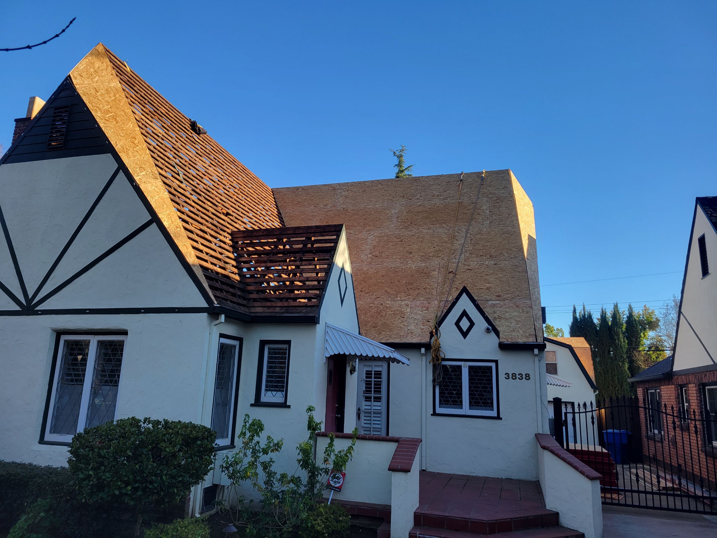 Residential Roofing Installation using Owens Corning Roofing Shingles by Byers Enterprises 
