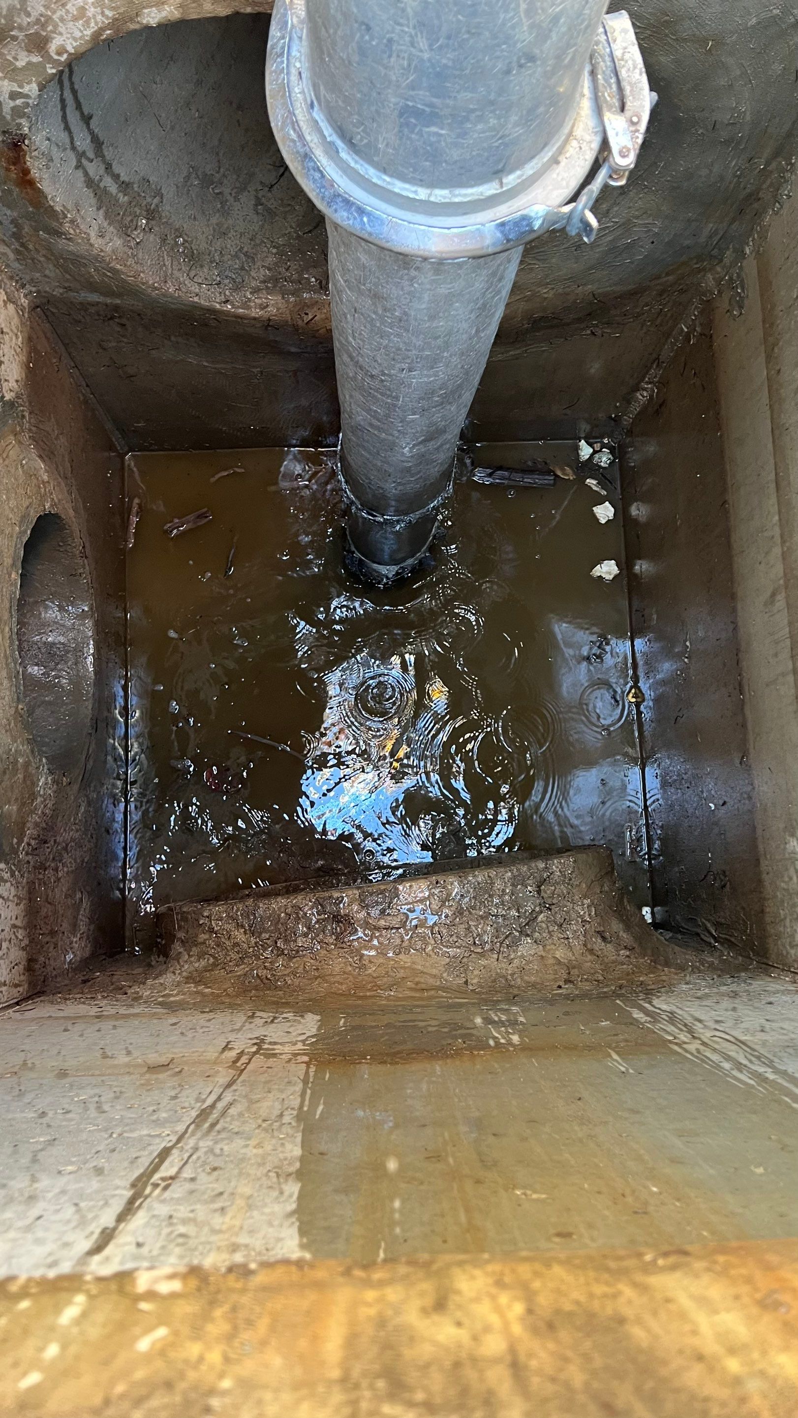 New Community Stormwater System Catch Basin Cleaning by APS Power & Water