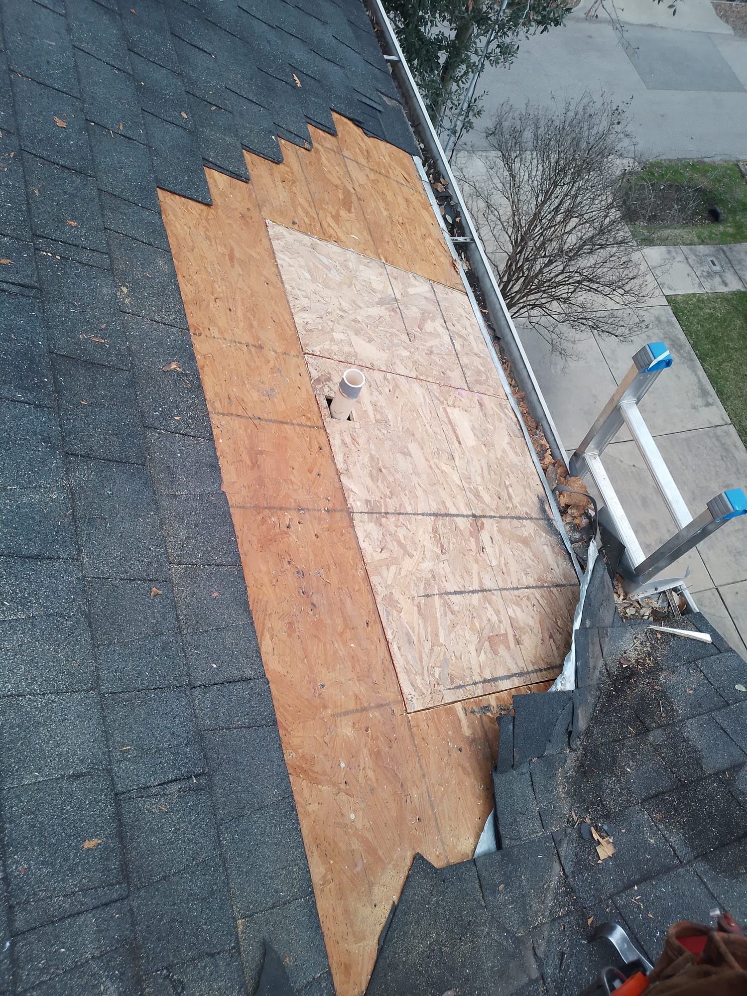 Hail Damage using Owen's Corning Duration (Lifetime) Shingles by Roof Repair Company