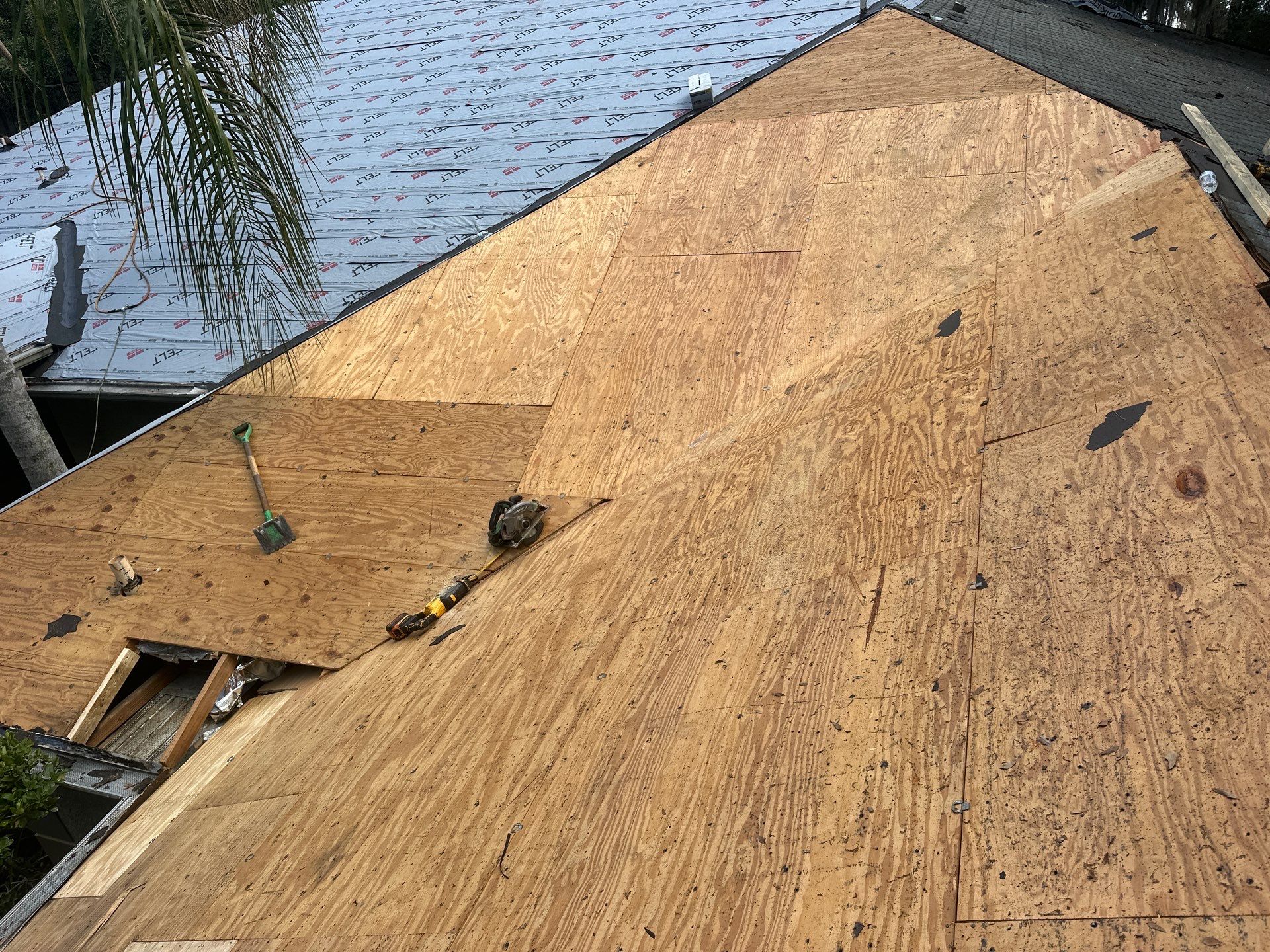 Full Residential Roof Replacement and Decking Repair in DeLand by Gulledge Roofing Inc