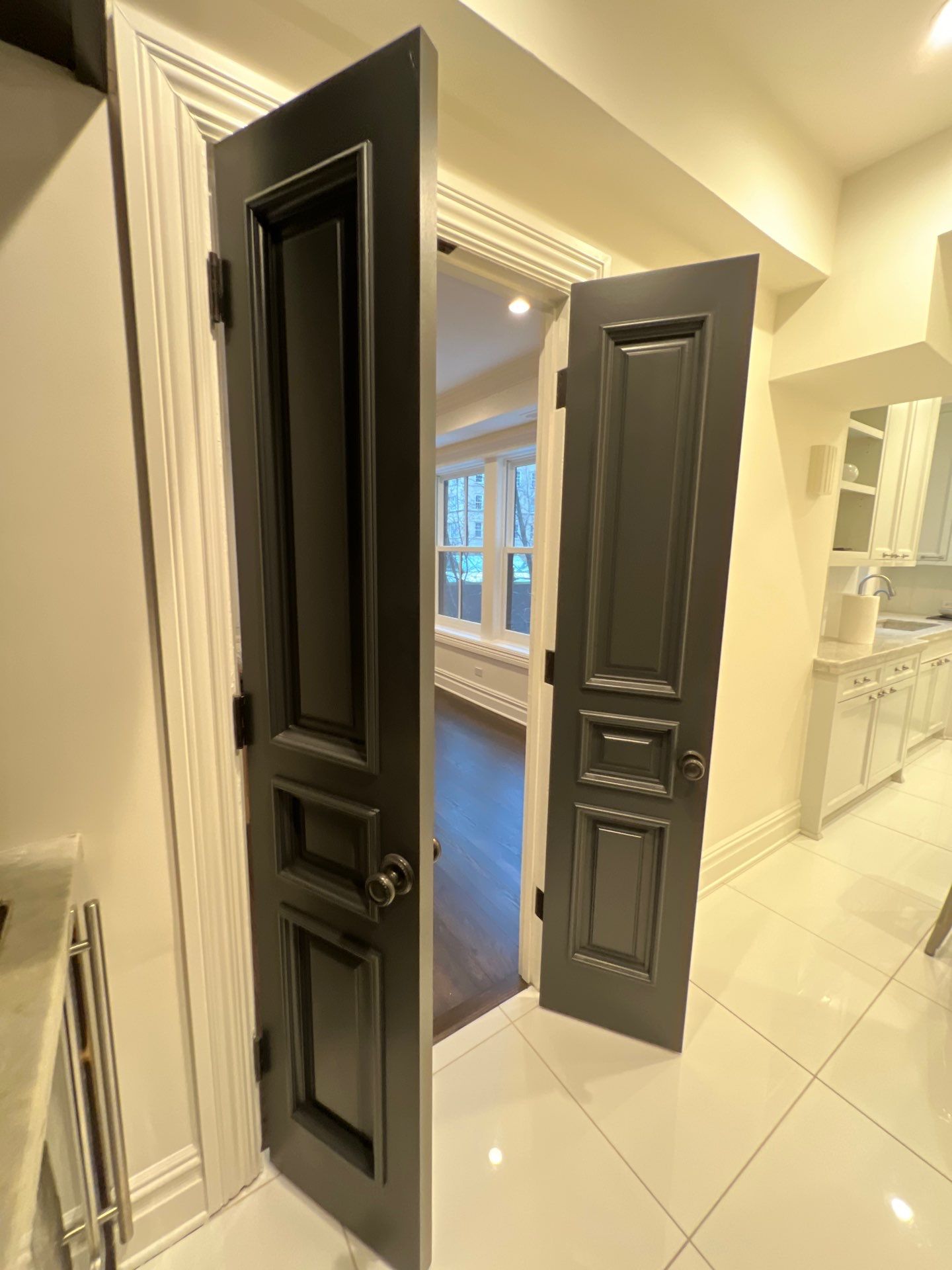 Chicago Interior Painting by Momos Painting Co.