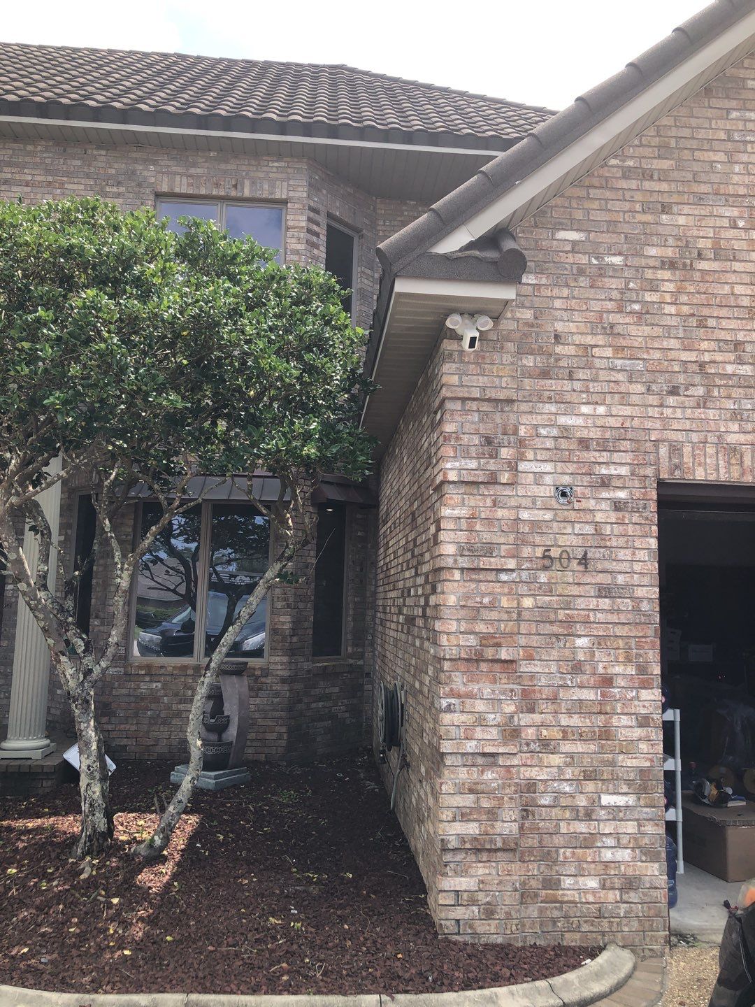 Seamless Gutter Installation with Wicker Color K-Style Gutters and LeafBlaster Pro Mesh Gutter Guards by Gutter Professors