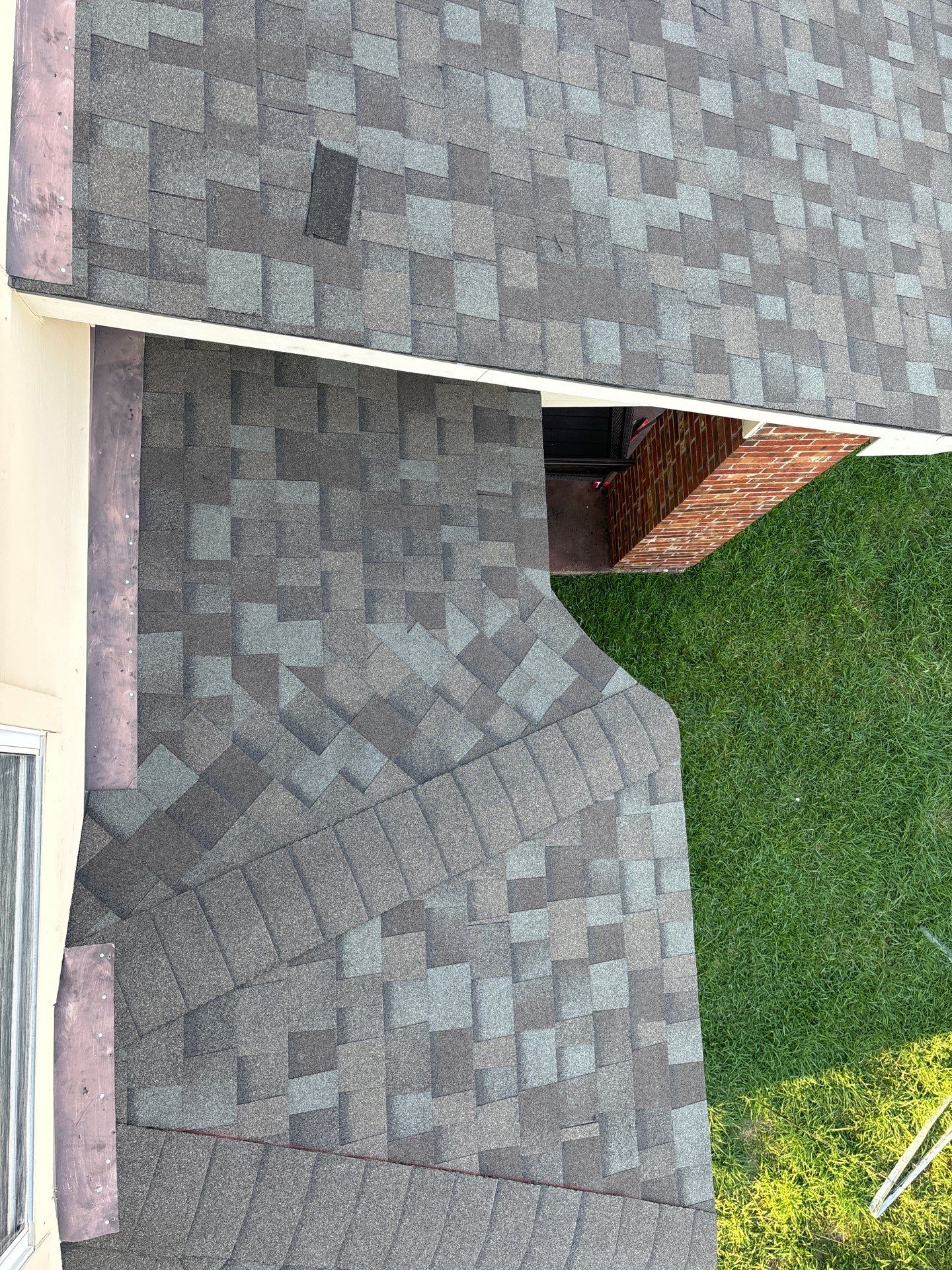 Residential Roofing Installation using Owen's Corning Duration (Lifetime) Shingles by Roof Repair Company