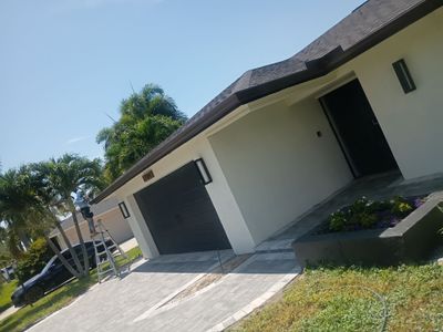 6 Inch Seamless Gutters using Musket Brown Seamless Gutters in Cape Coral FL