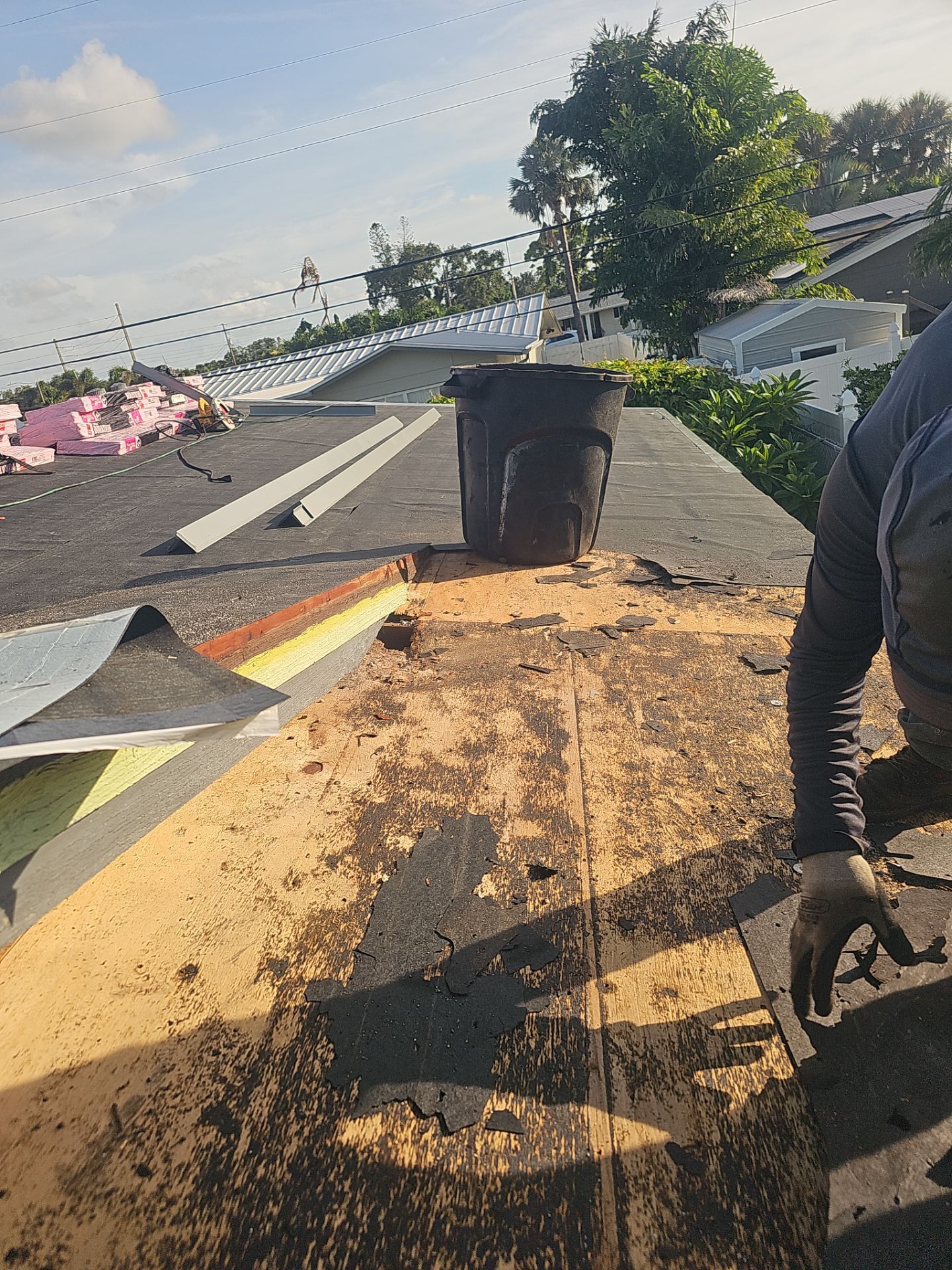 Project in St. Petersburg 33711 by Mitchell Roofing Company LLC 