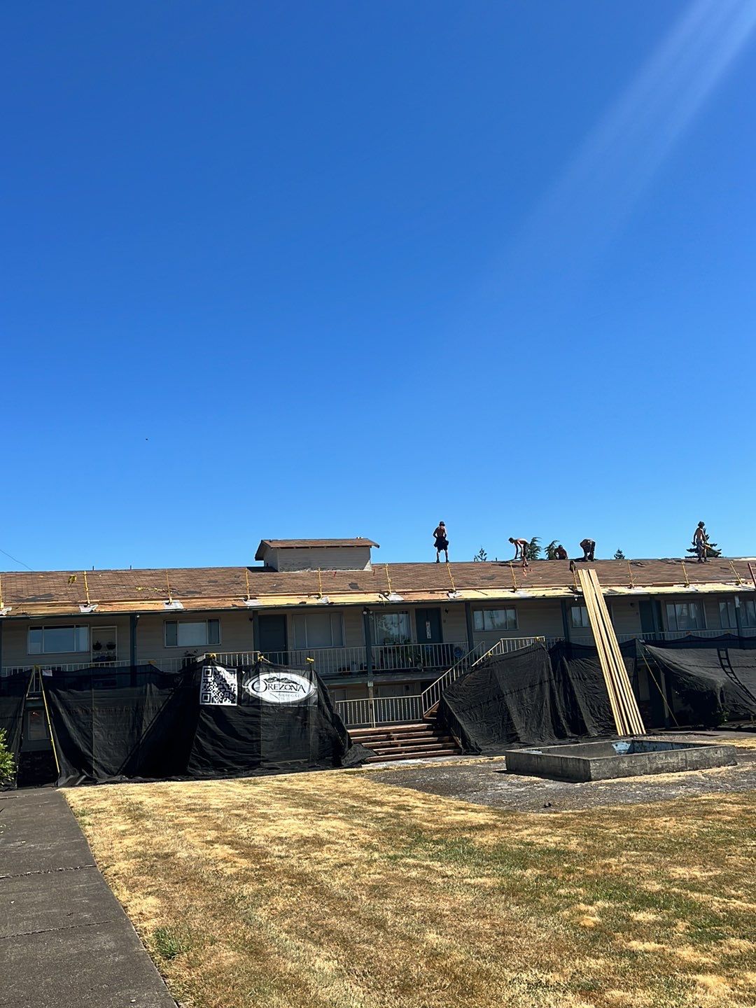 Residential Roofing Installation using IKO Dynasty (Color: Brownstone) by Orezona Building & Roofing Company, Inc.