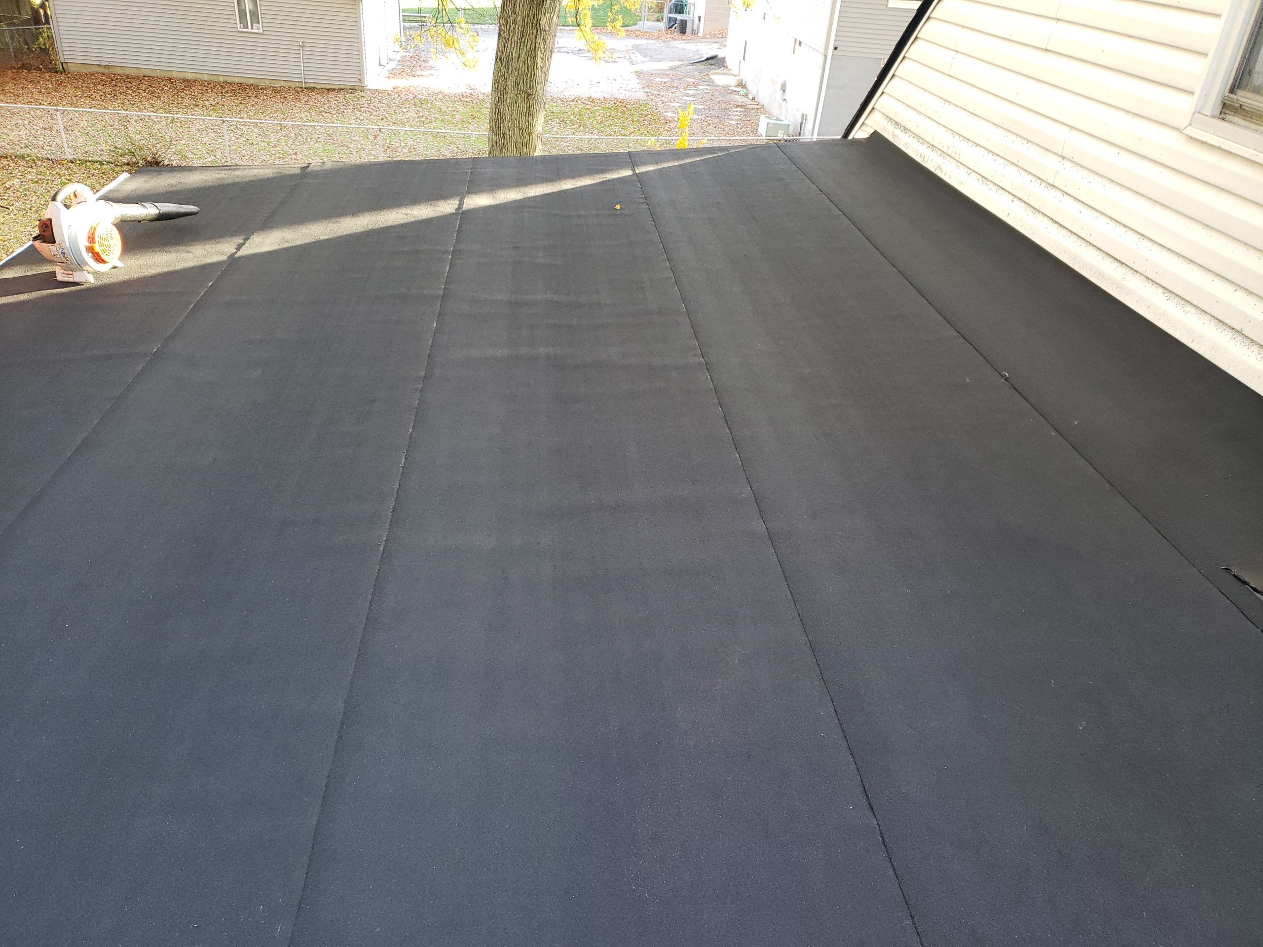 ATLAS PINNACLE COLOR: SCOTCHGARD COASTAL GRANITE DRIP EDGE: WHITE by Eagle Eye Roofing