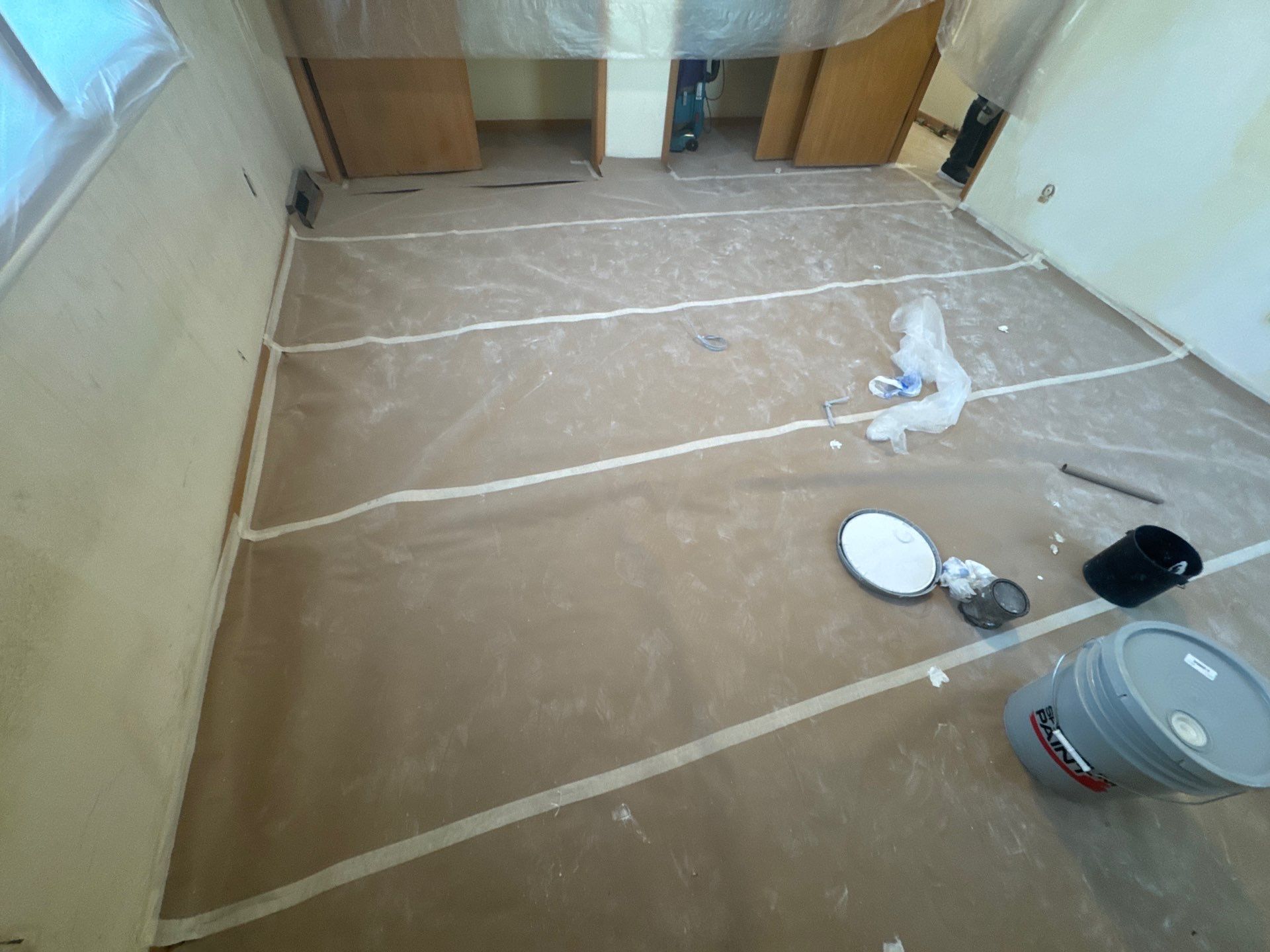 Full Interior Repaint to put the house up for sale by Midwest Paint LLC