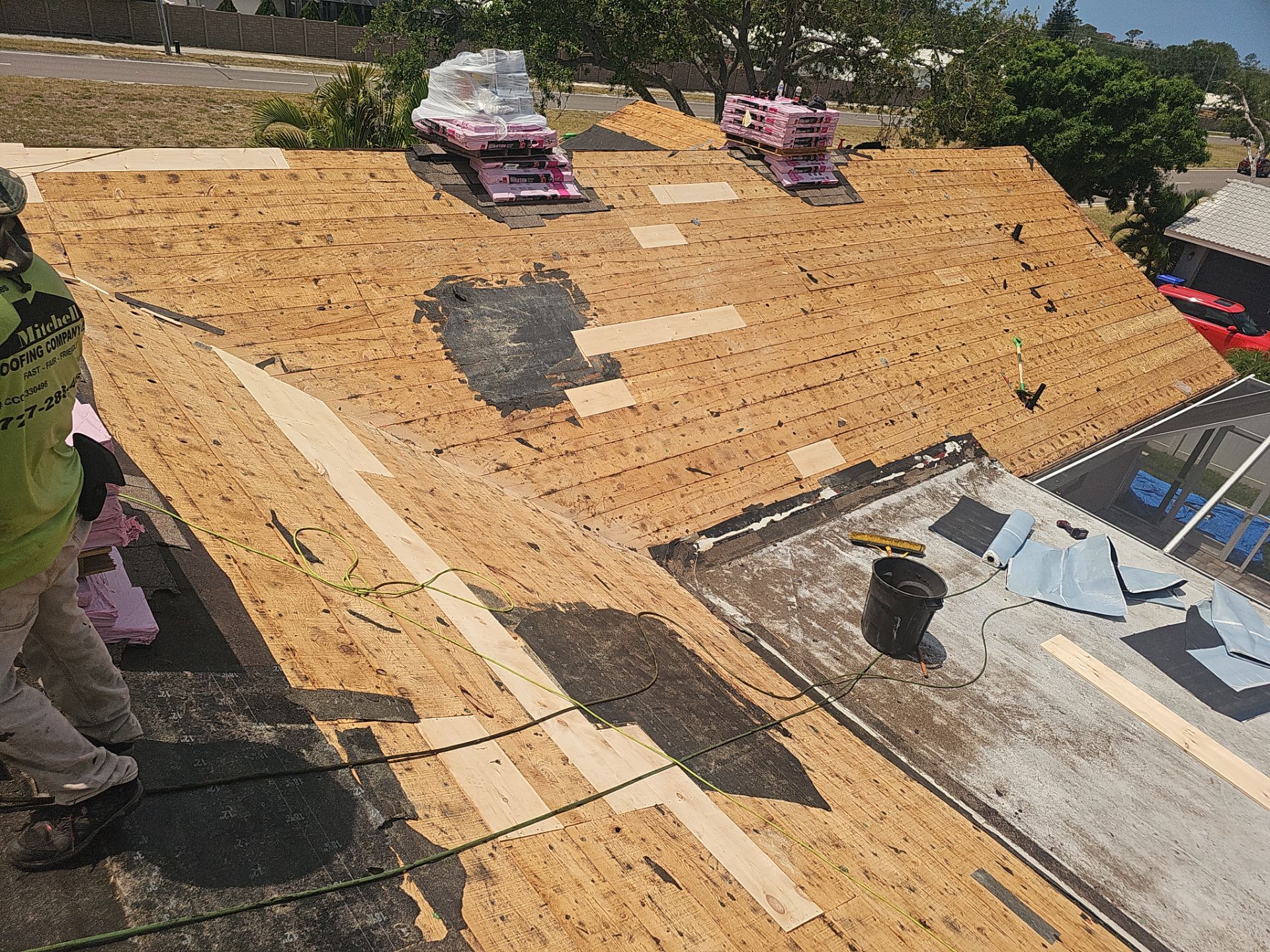 Project in Largo 33774 by Mitchell Roofing Company LLC 