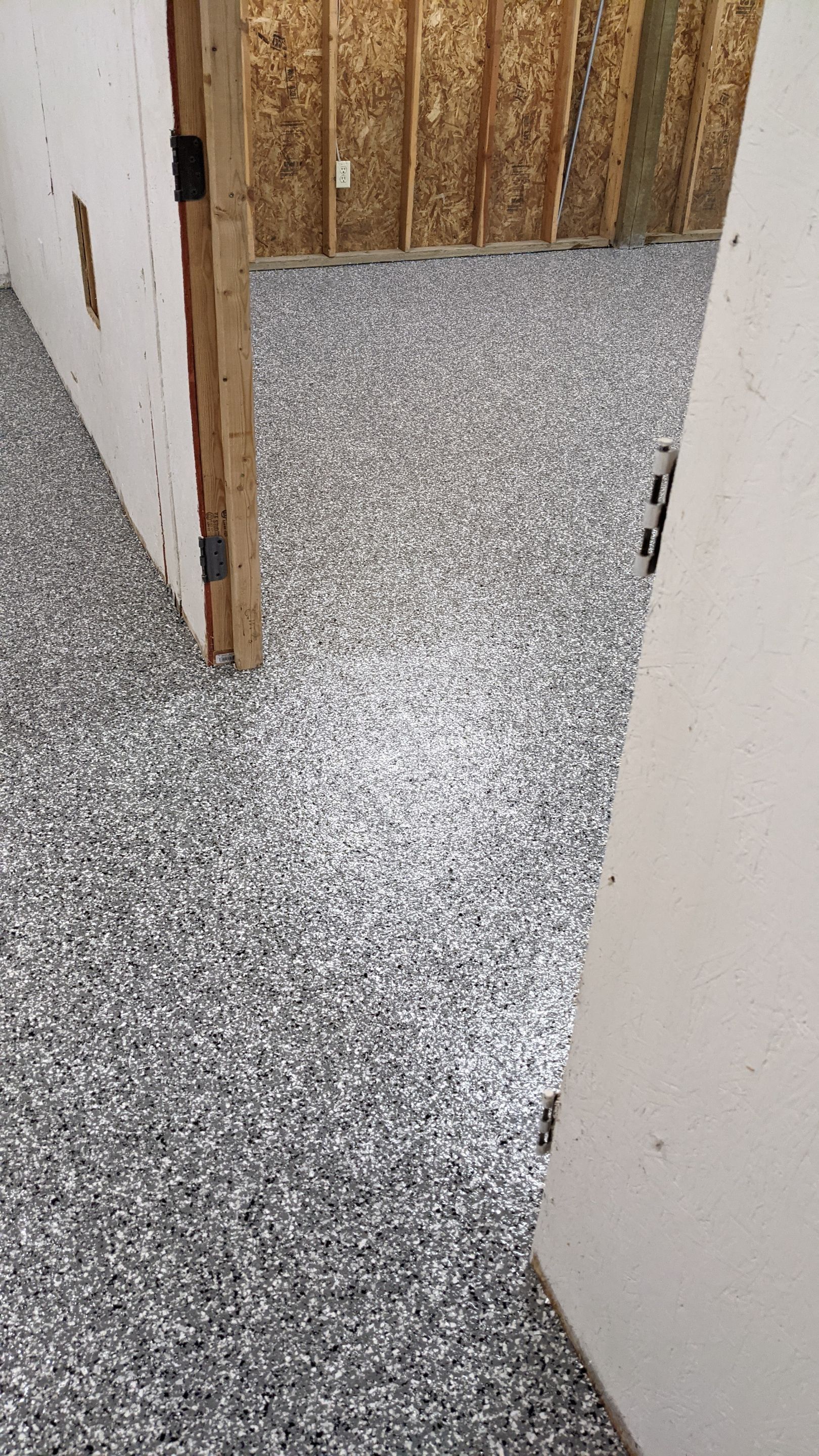 Garage Transformation using Penntek Evolution System and Smoke Color by Croc Coatings, LLC