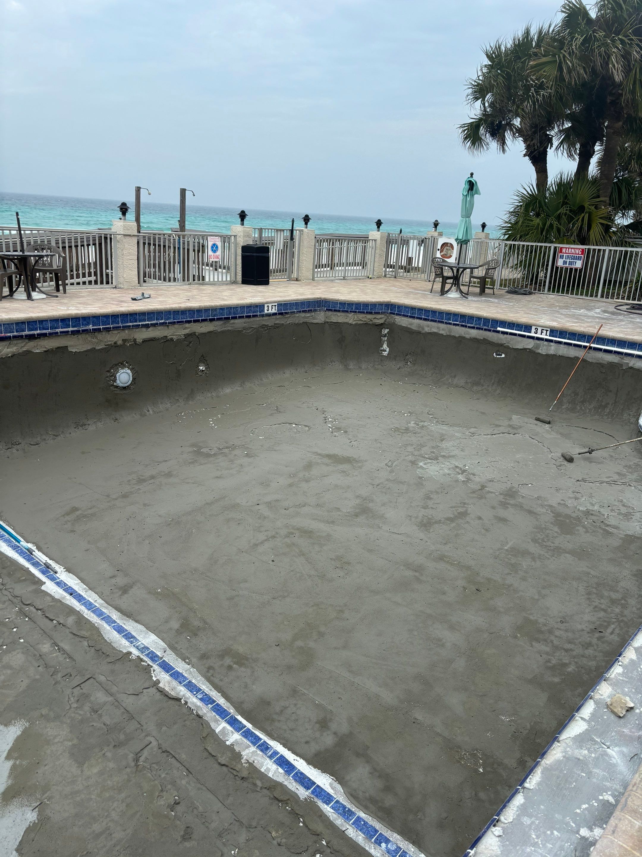 Beachside Resort - PCB by ASP - America's Swimming Pool Company