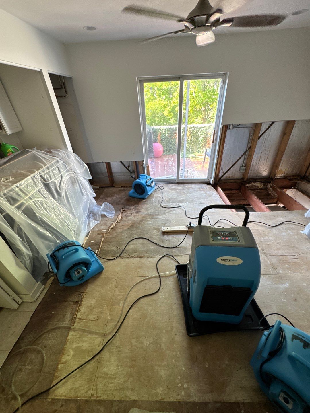 Bolingbrook Water Heater Failure Recovery and Structural Drying by Chicagoland Water Medics