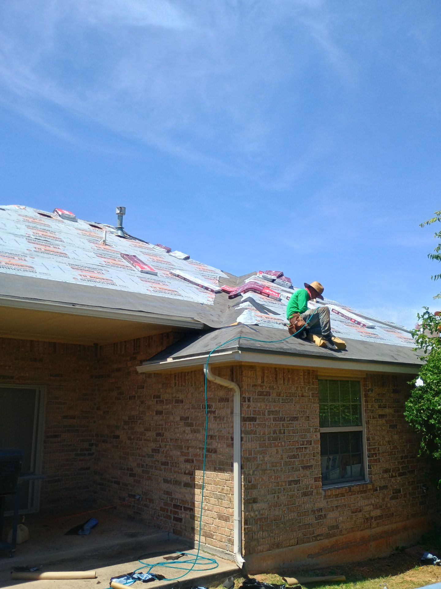 Oklahoma City Full Residential Roof Replacement with GAF Architectural Shingles by BANA Roofing and Solar Supply