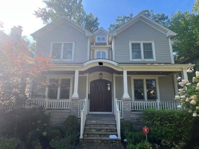 Hardie Board House & Detached Garage Soft Washing