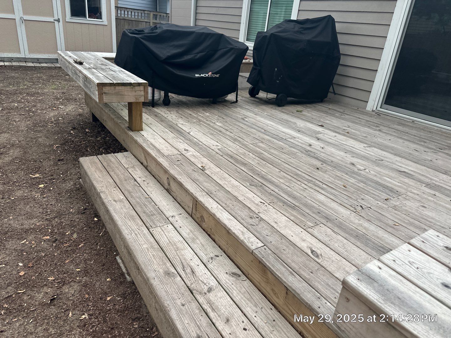 Wood Deck using Wood Sealant by DuraSeal