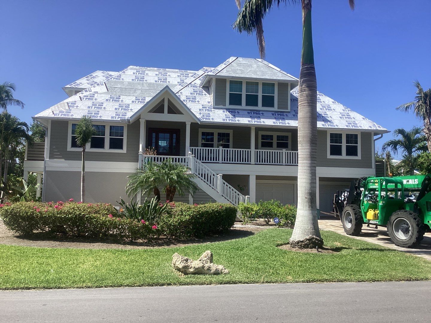 Half-Round Aluminum Gutters in Captiva FL by Gutter Professors