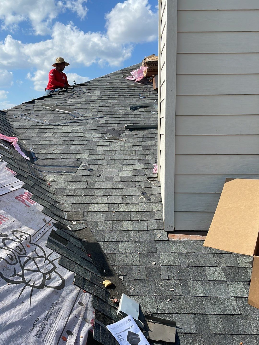 Residential Roofing Installation using Owen's Corning Duration (Lifetime) Shingles by Roof Repair Company