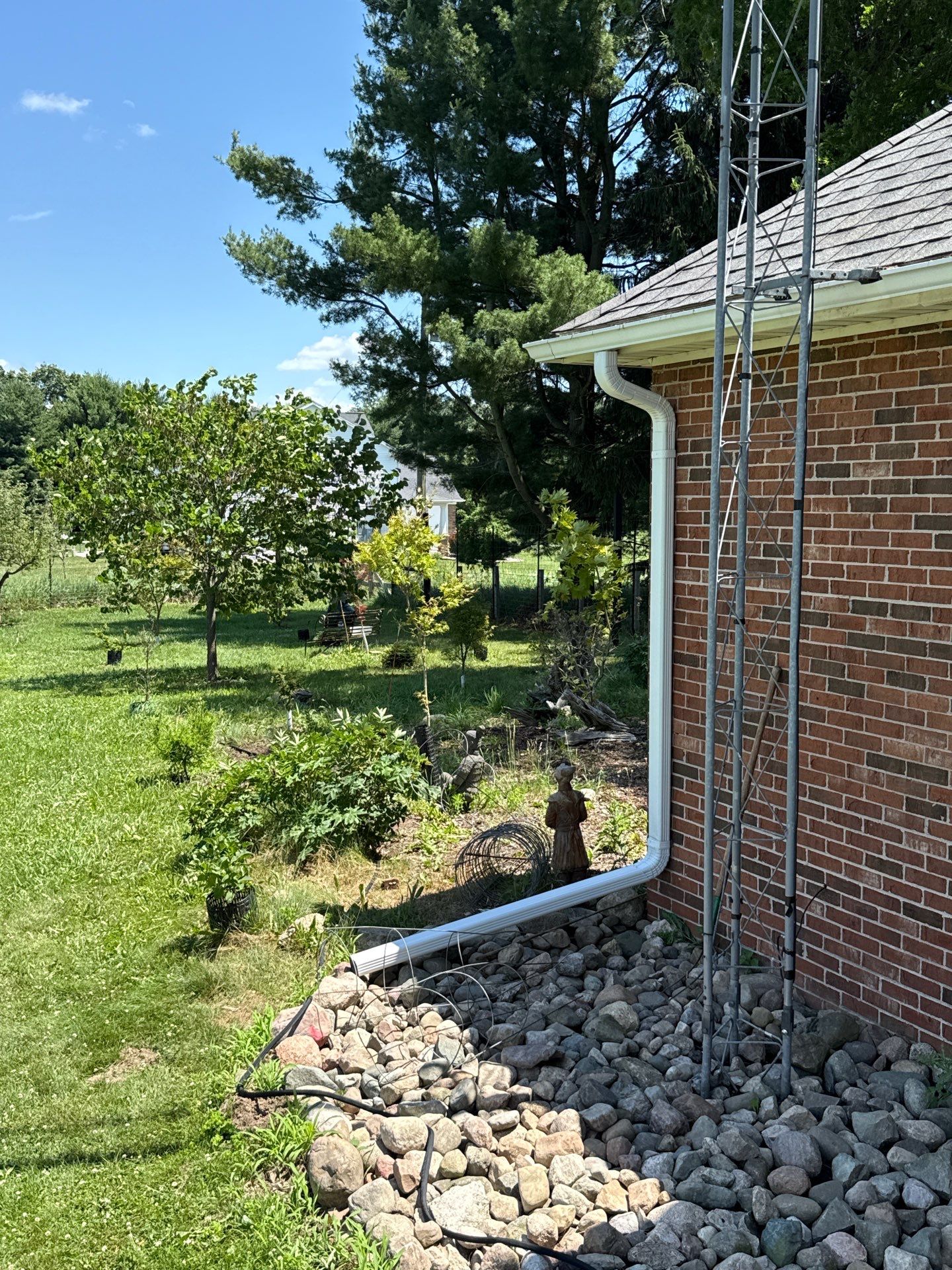 Sunrise Seamless, LLC featured photo.