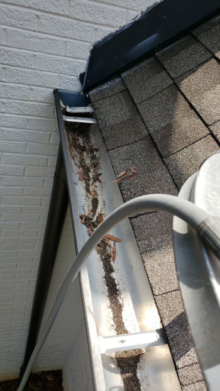 House Wash using cleaner by Power Wash Masters LLC