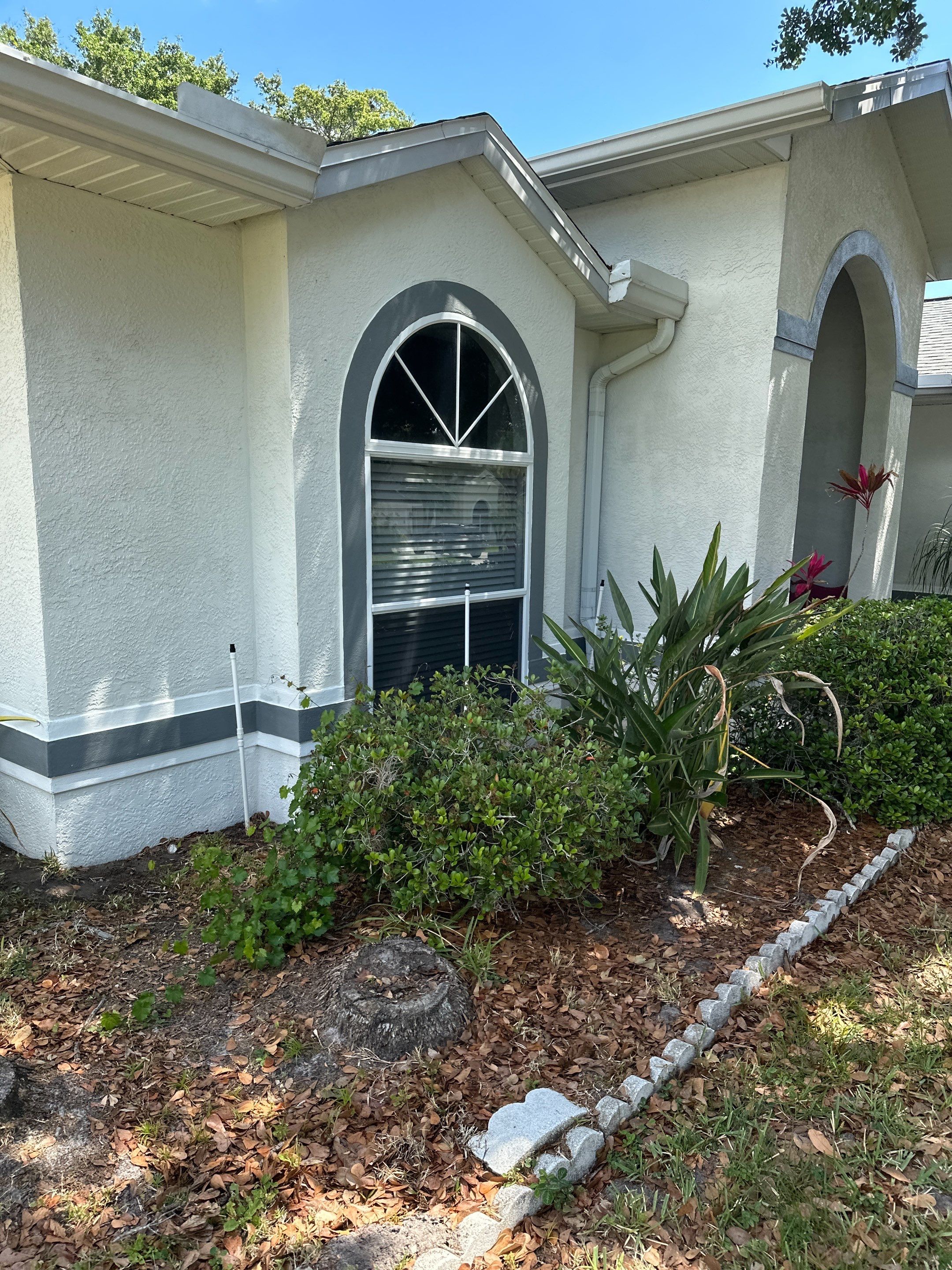 1-Story House Wash, Driveway, Patio/Lanai & Screen Enclosure Cleaning in Oakley Community, Ellenton, FL | Sunshine AquaWash by Sunshine AquaWash