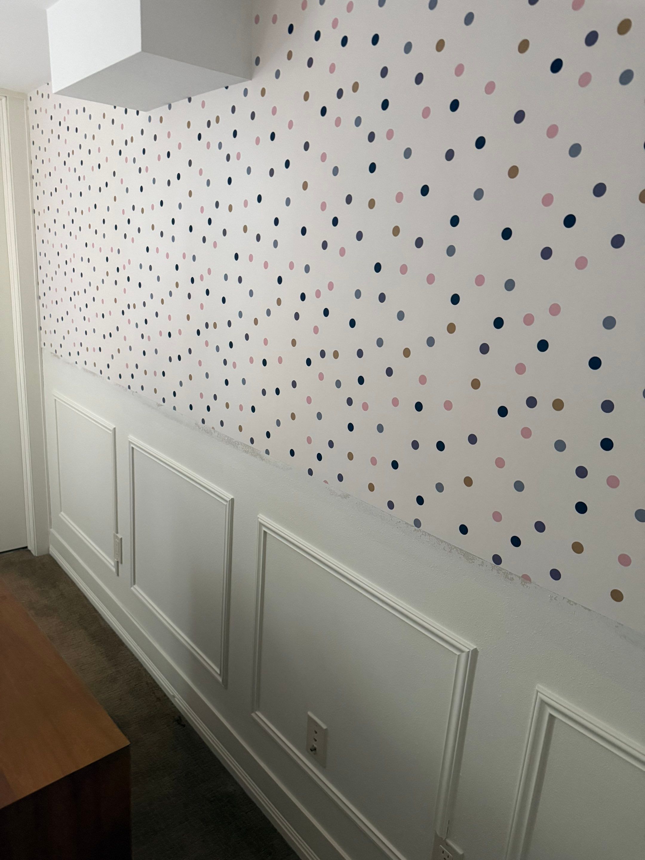 Sioux Falls Interior Painting with Custom Wainscoting and Decorative Wallpaper by Select Painting, Coatings & Garage Cabinets
