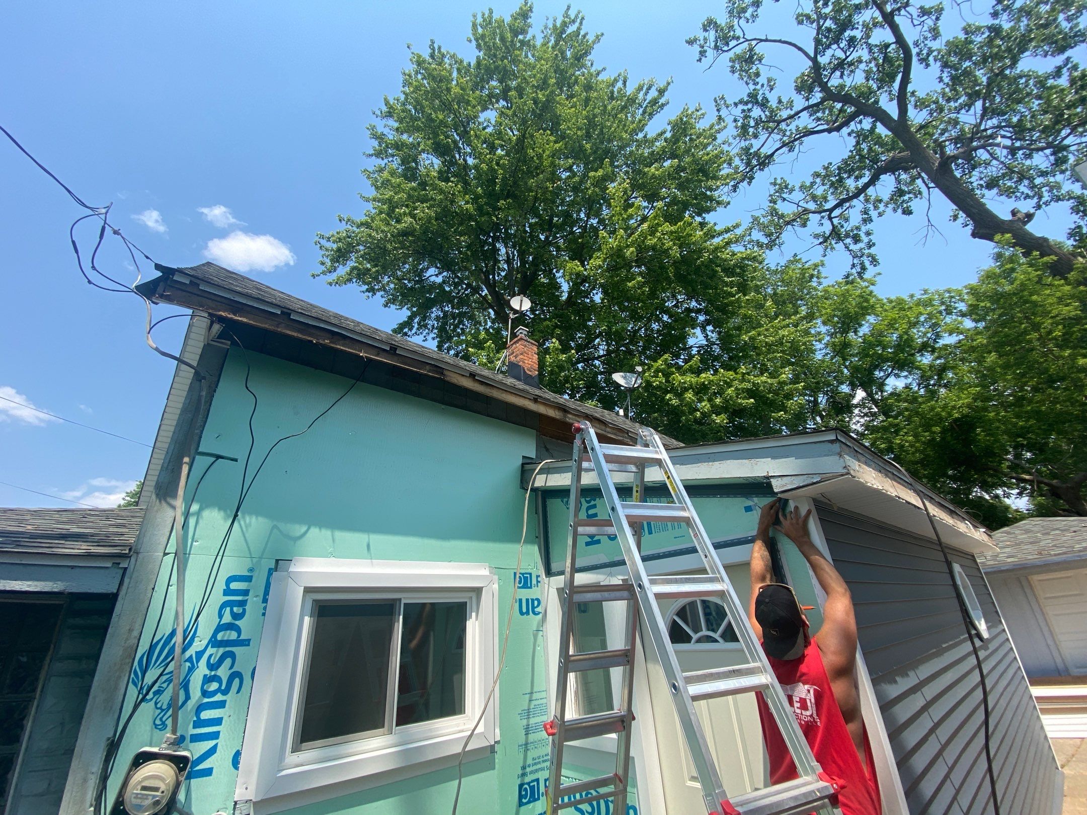 Siding Replacement using CertainTeed Restoration Classis D4 by 180 Contractors