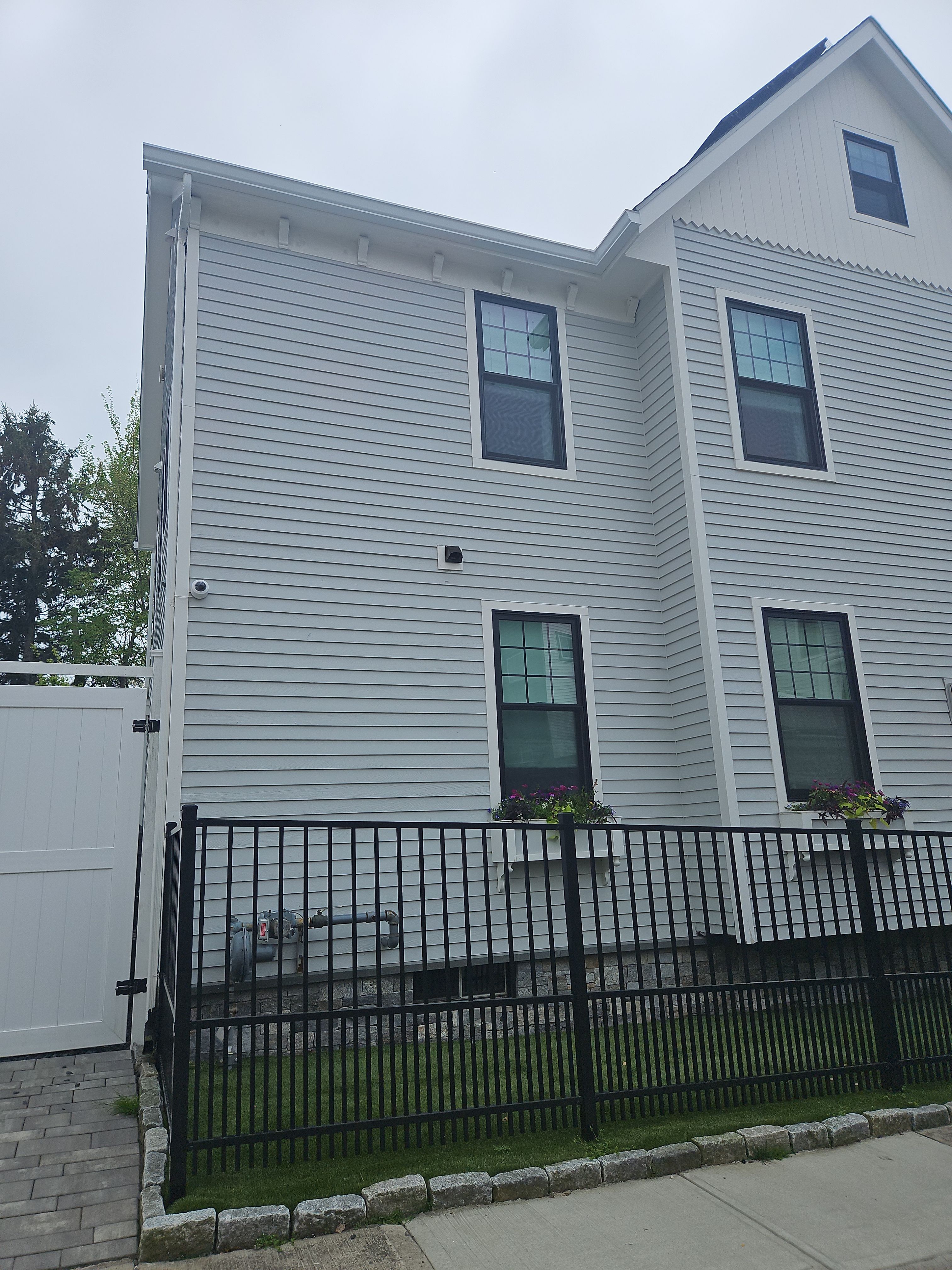 6" Seamless Gutter installed with Hover in Newport, RI by Gutter Pro Enterprises