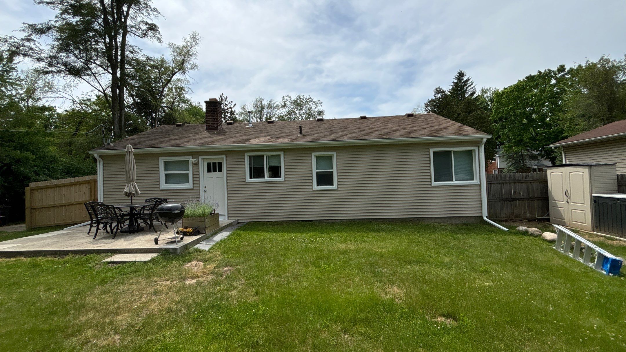 Siding Replacement using Certainteed Classic Restoration D4 by 180 Contractors