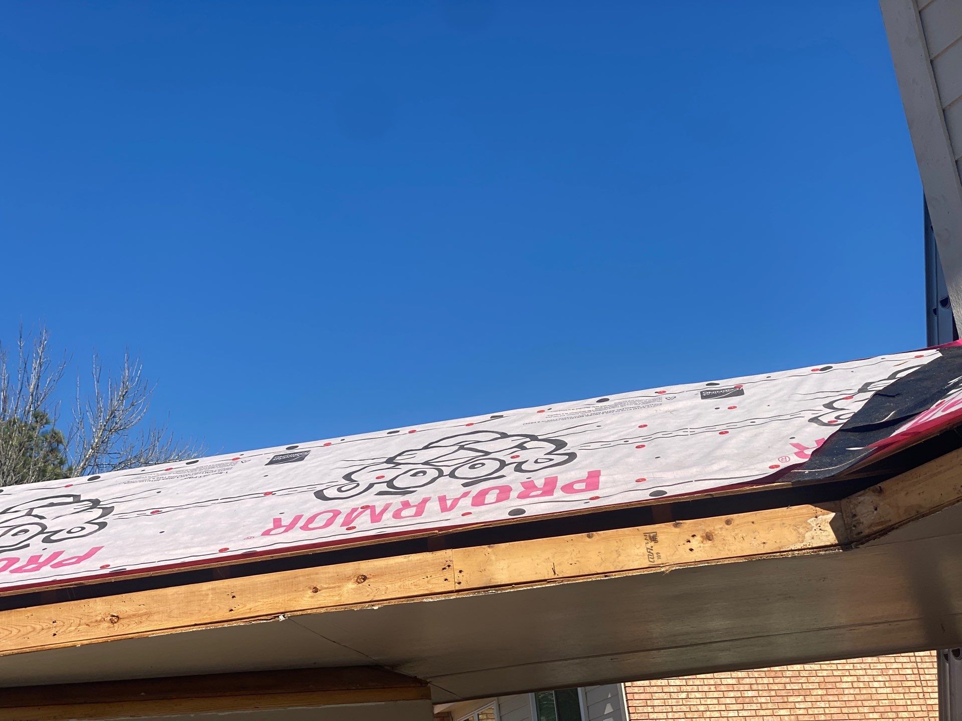 Residential Roofing Installation using Owen's Corning Duration (Lifetime) Shingles by Roof Repair Company