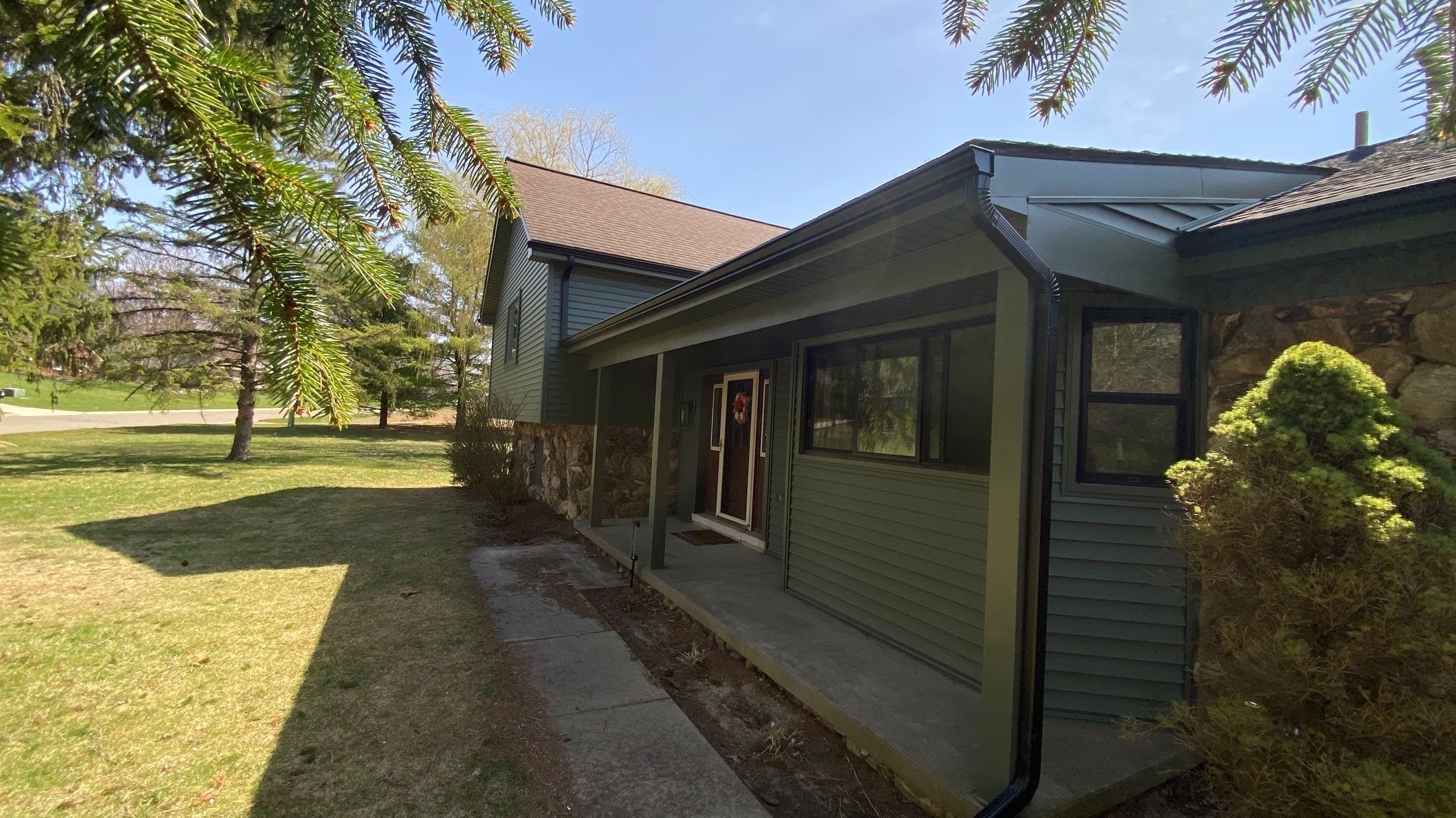 Siding Replacement using CertainTeed Restoration Classis D4 by 180 Contractors