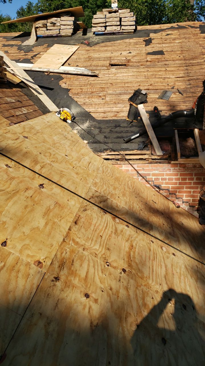 Alexandria Roof Project - CertainTeed Landmark Pro Max Def Charcoal Black Shingles by RM Banning, Inc.