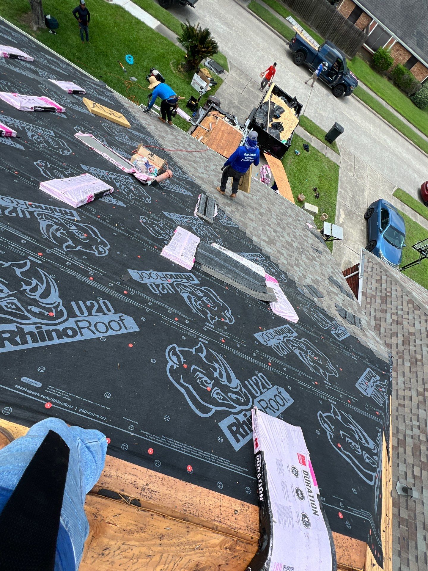 Residential Roofing Installation using Owen's Corning Duration (Lifetime) Shingles by Roof Repair Company