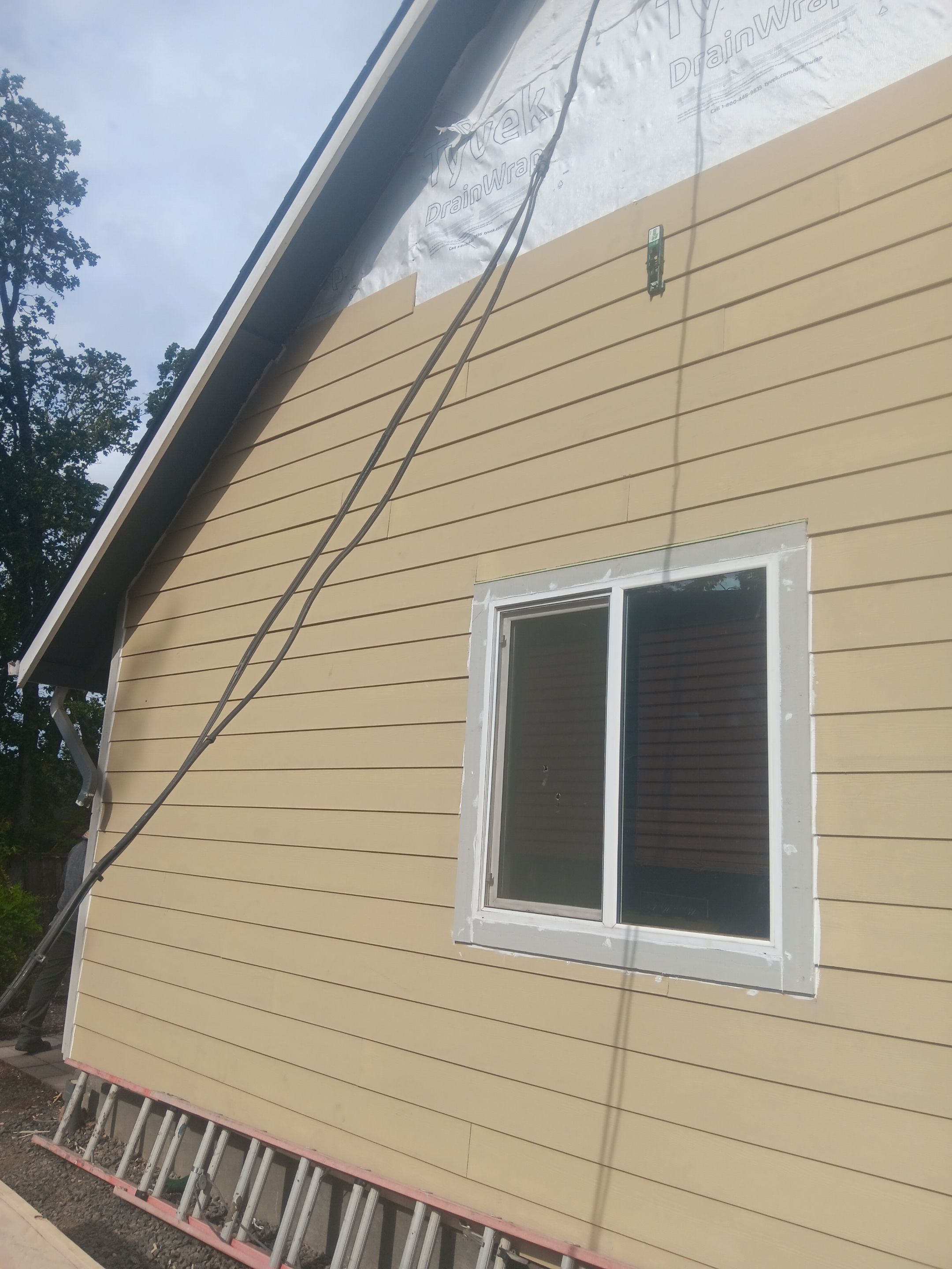 Siding Repair Project by BEST Roofing & Waterproofing