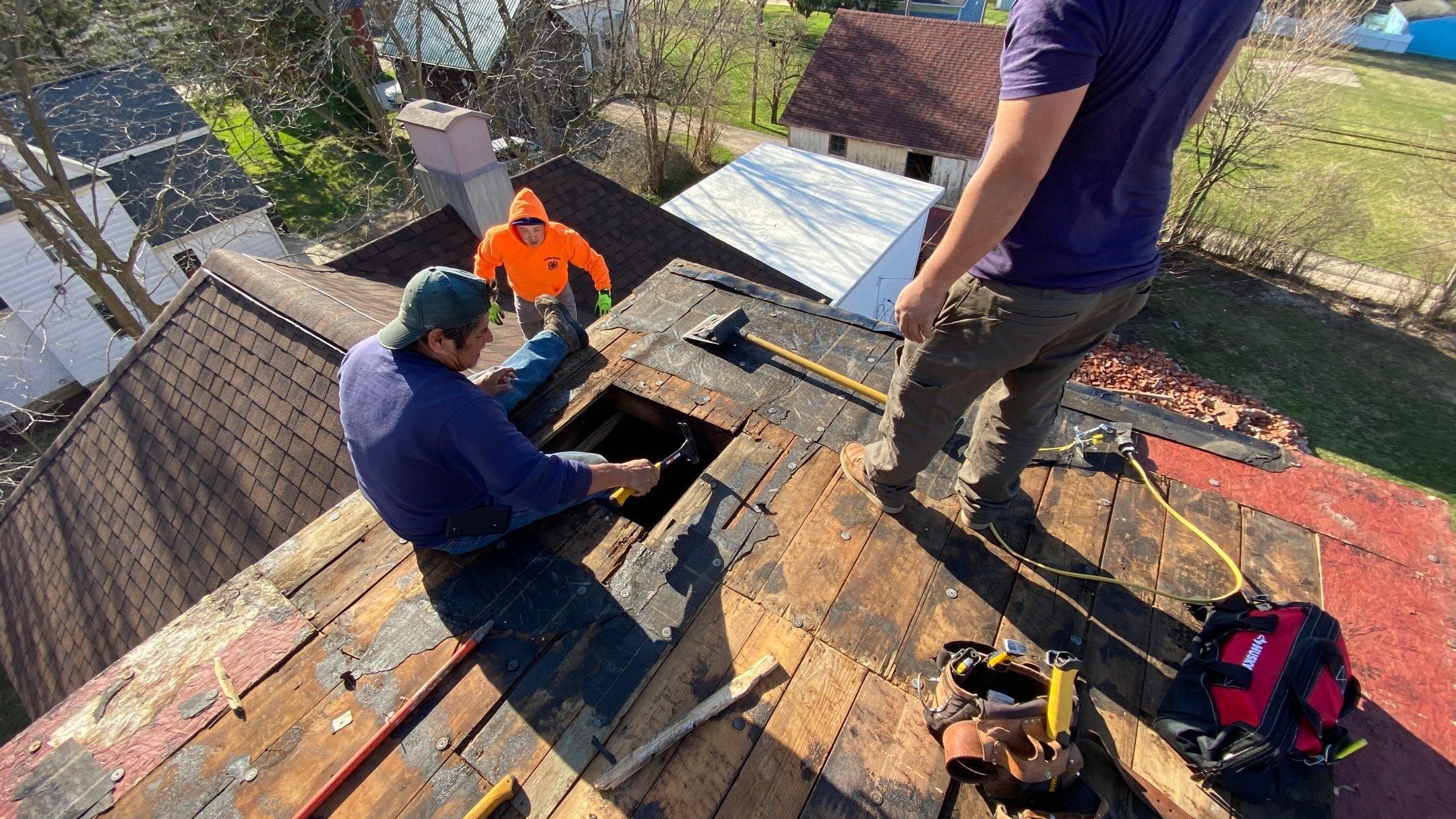Roof Replacement using CertainTeed Landmark by 180 Contractors