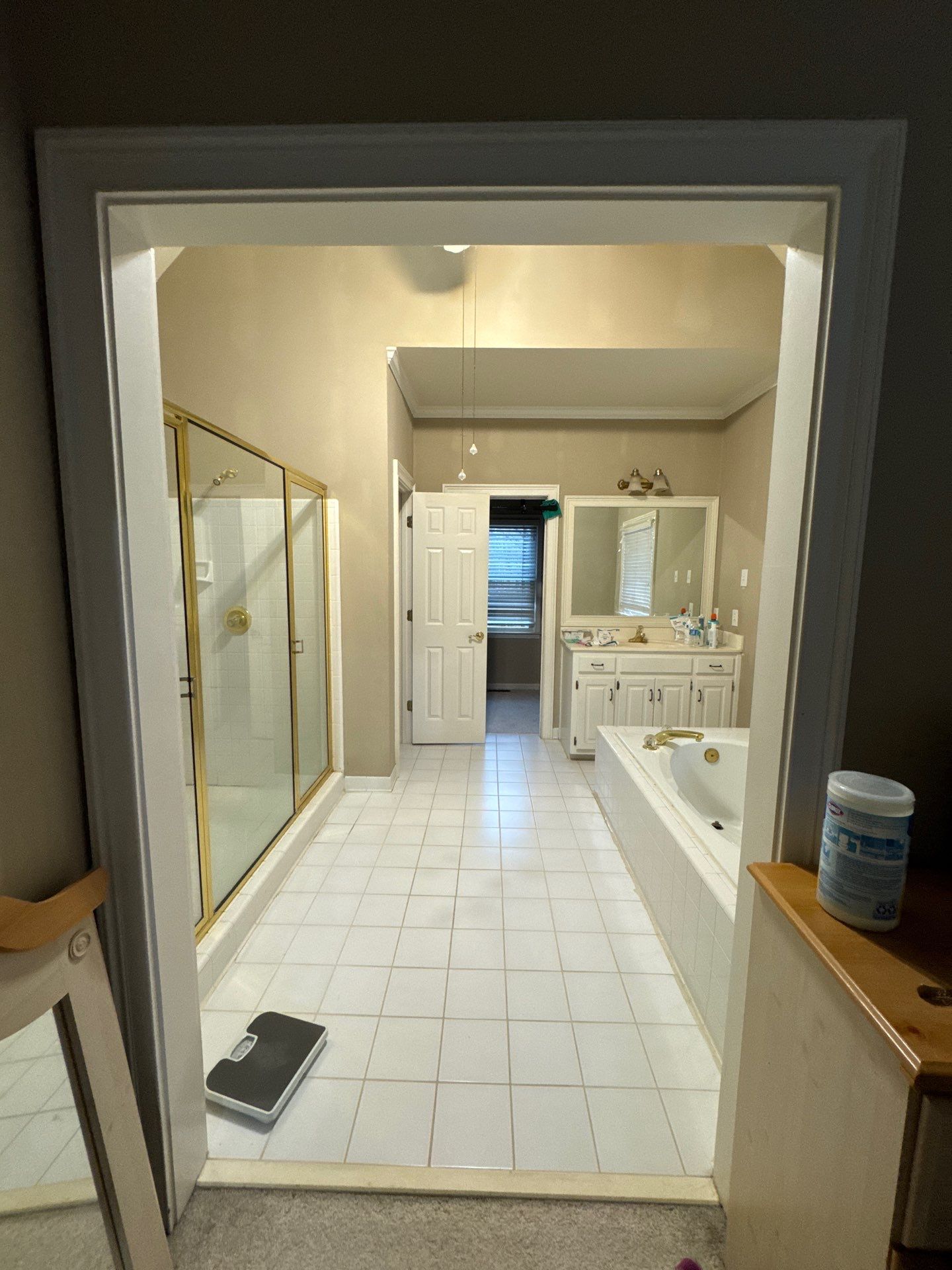 Master bathroom renovation by Prudencio