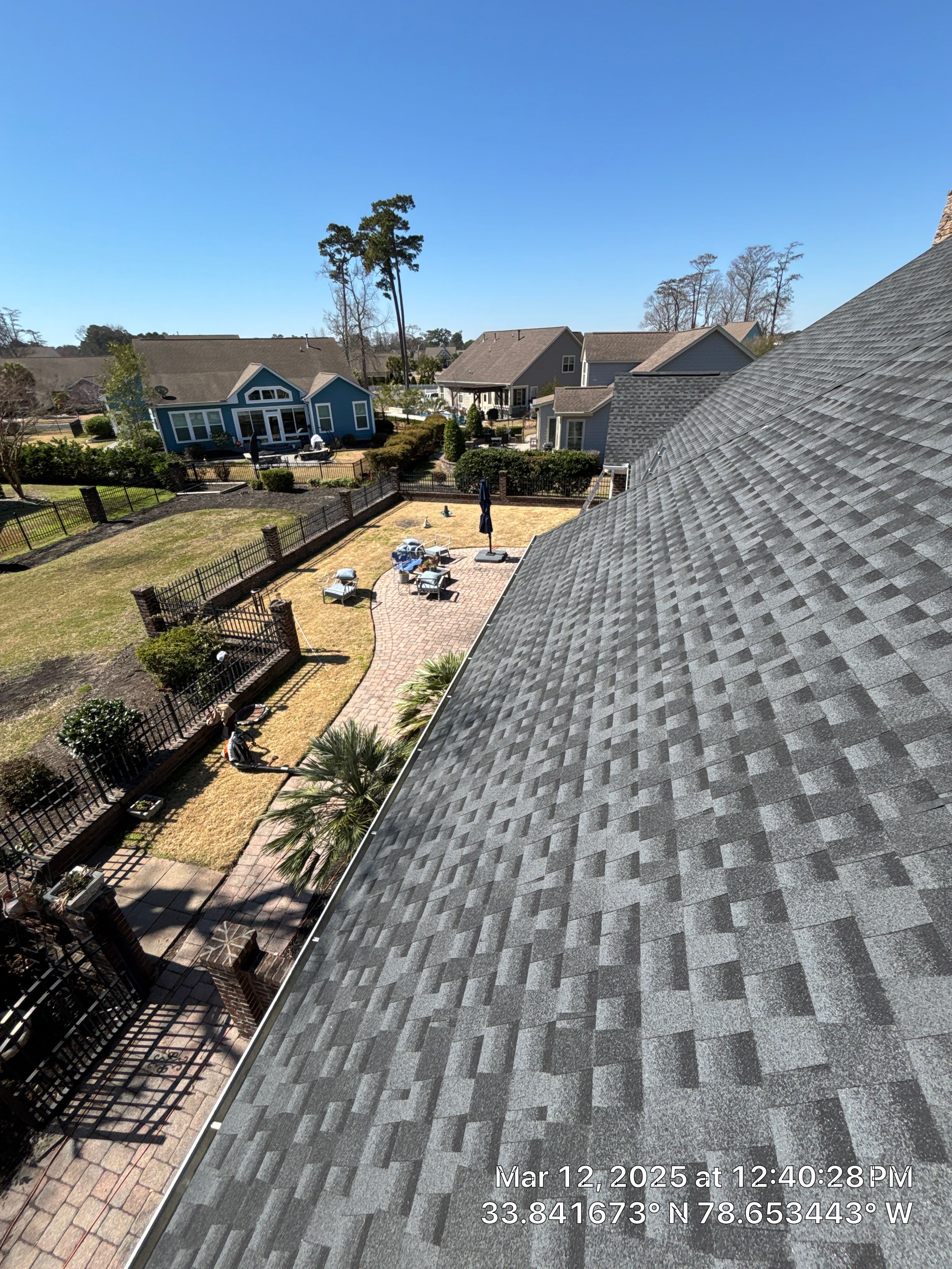 GAF HDZ - Charcoal by Linta Roofing