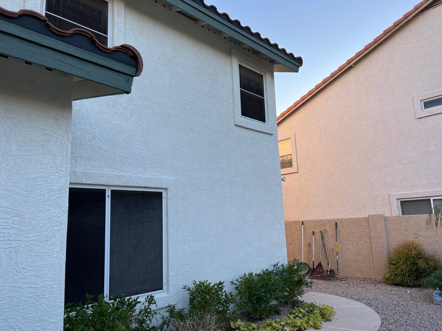 Exterior Painting using Dunn-Edwards EVERSHIELD®  by Crash of Rhinos Painting & Garage Floors