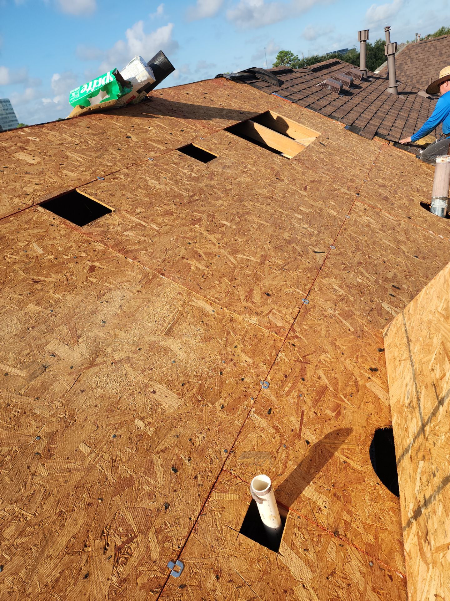 Residential Roofing Installation using Owen's Corning Duration (Lifetime) Shingles by Roof Repair Company