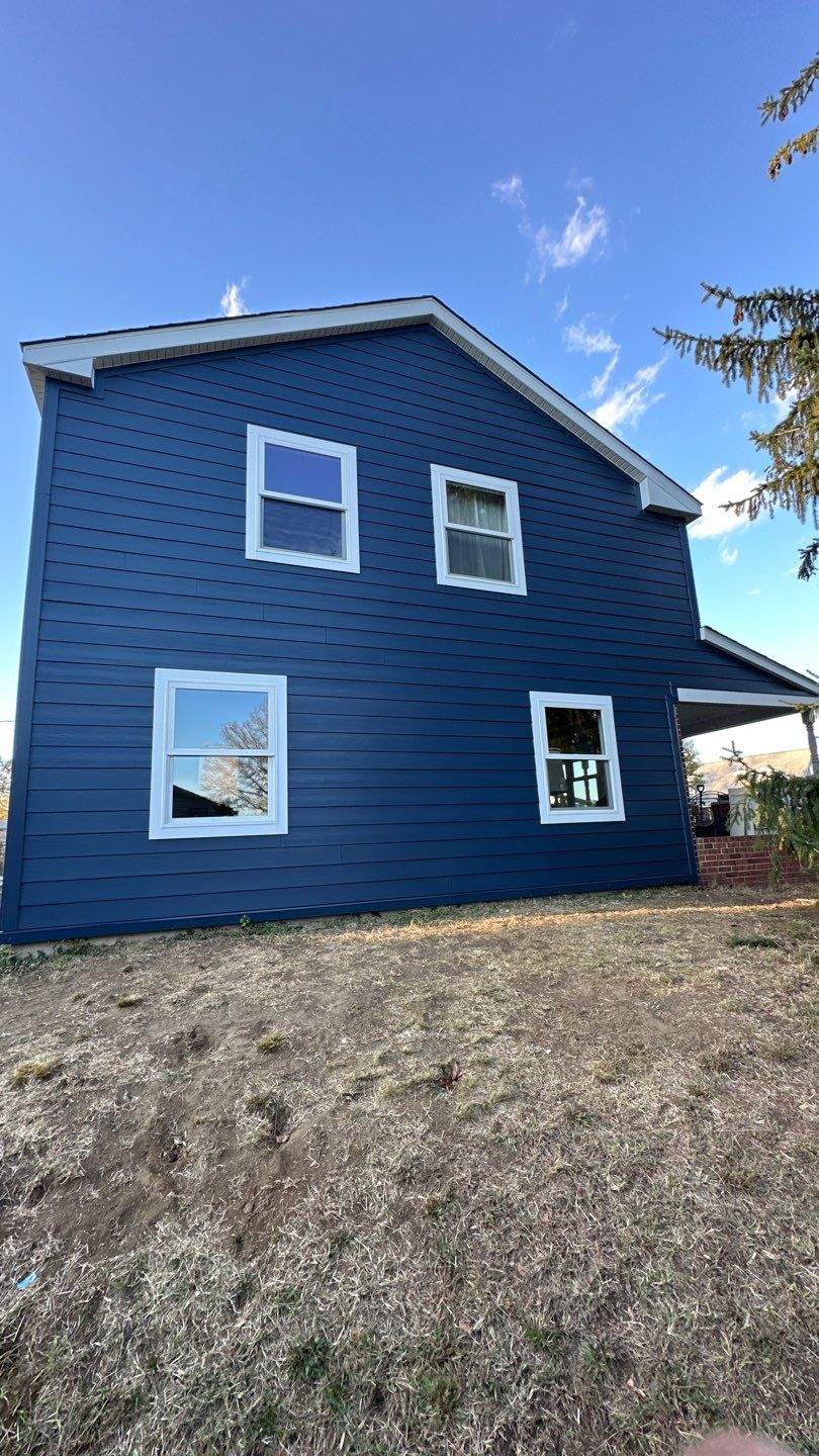 Siding Installation using JH Plank Select Cedarmill Eased Edge by ExteriorPros