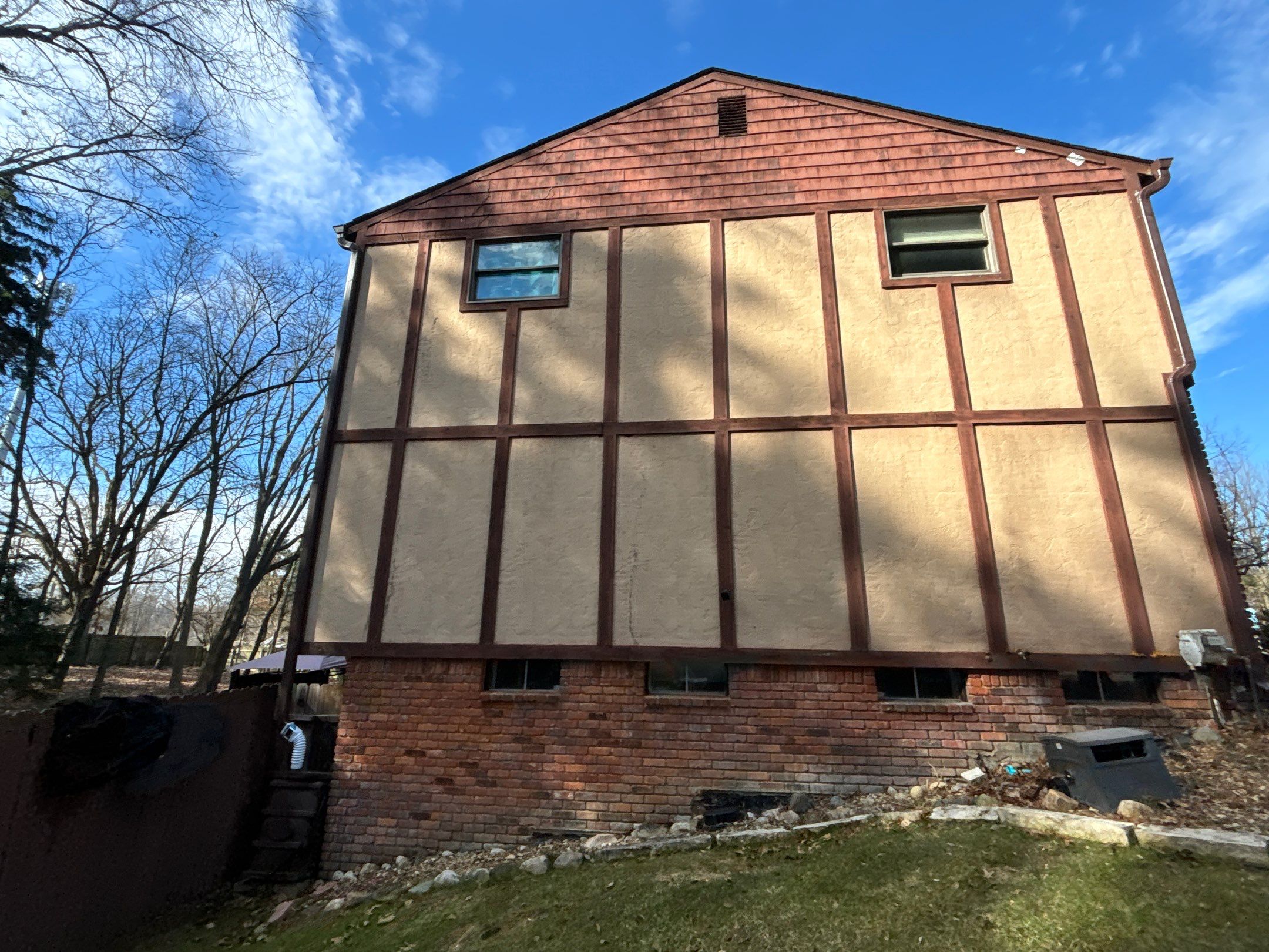 Siding Replacement using Alside D4 Odyssey-Plus Dutchlap by 180 Contractors
