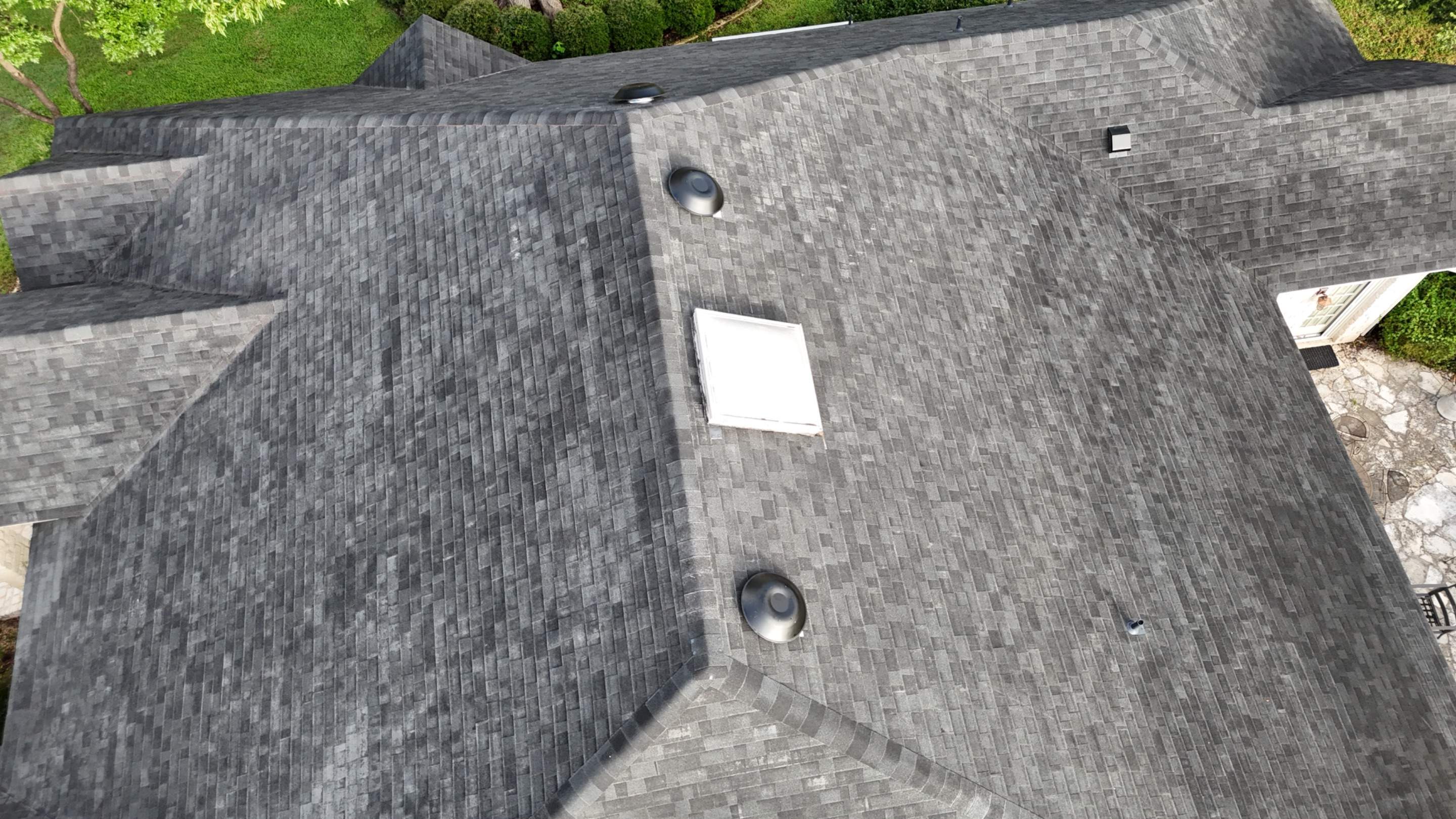 Brilliant Black - Malarkey Vista by RoofsOnly.com