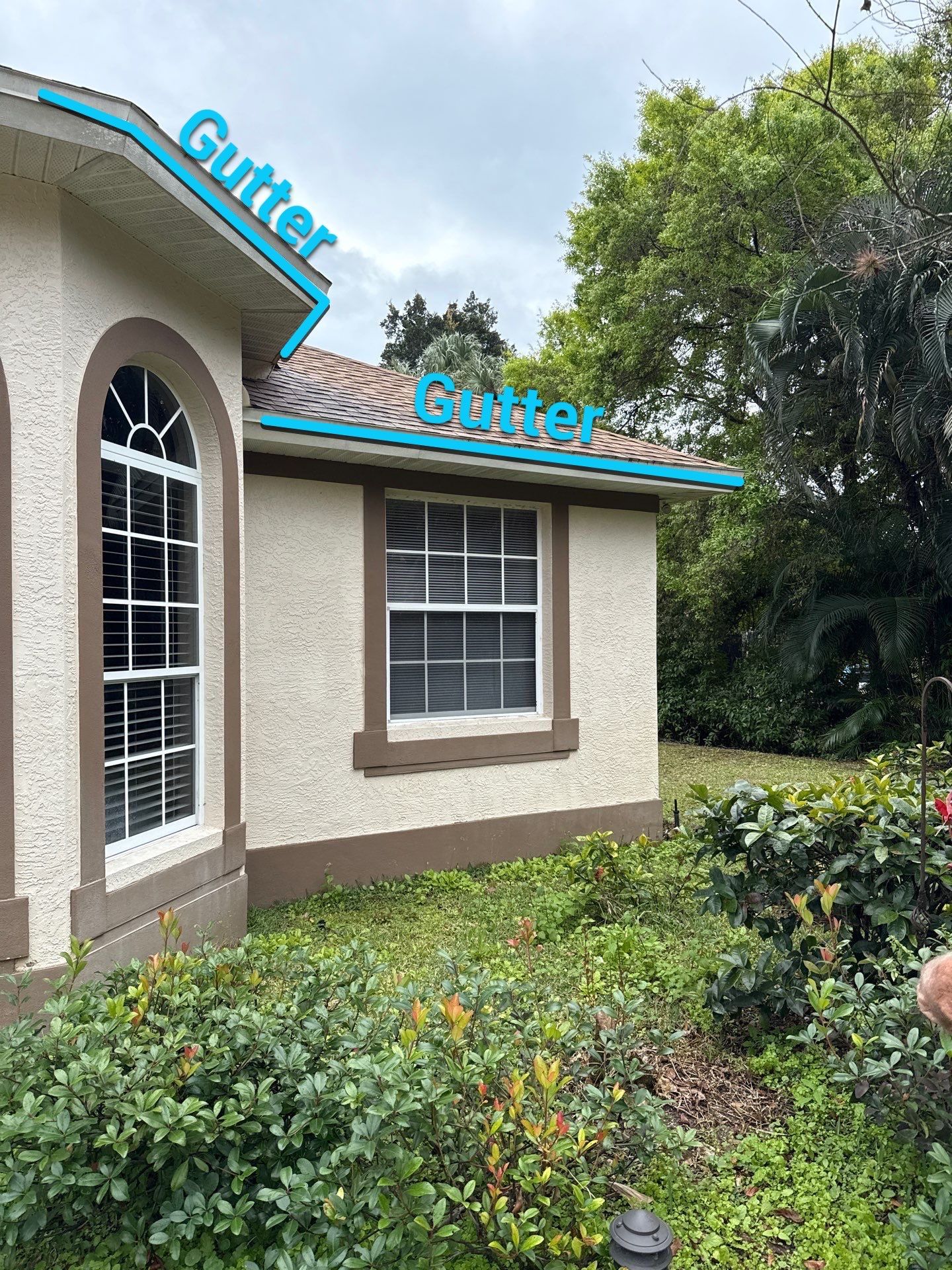 6 Inch Seamless Gutters using K-Style Seamless Gutters in Naples FL by Gutter Professors