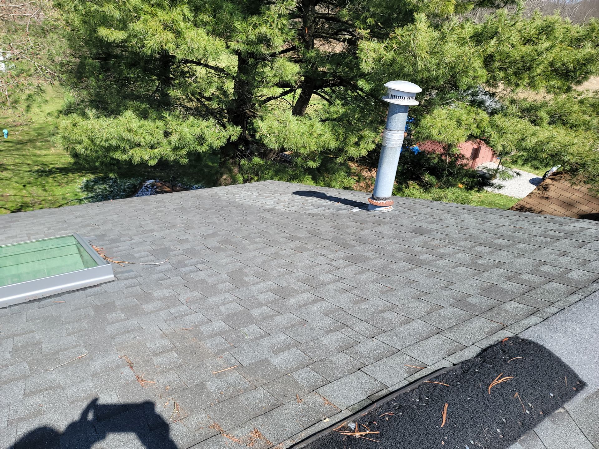 Atlas Pinnacle, Black Shadow, Drip Edge, Color, White by Eagle Eye Roofing