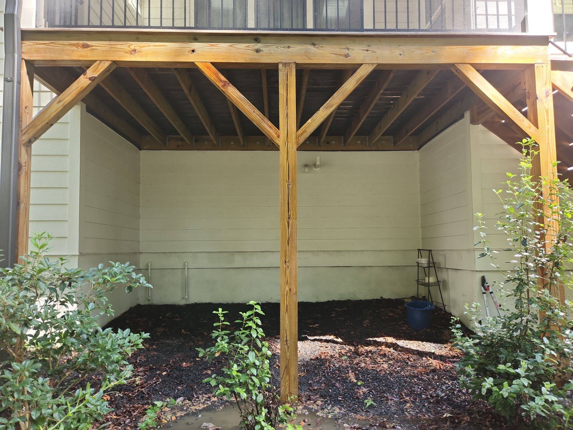 Deck using Wood Sealant by DuraSeal